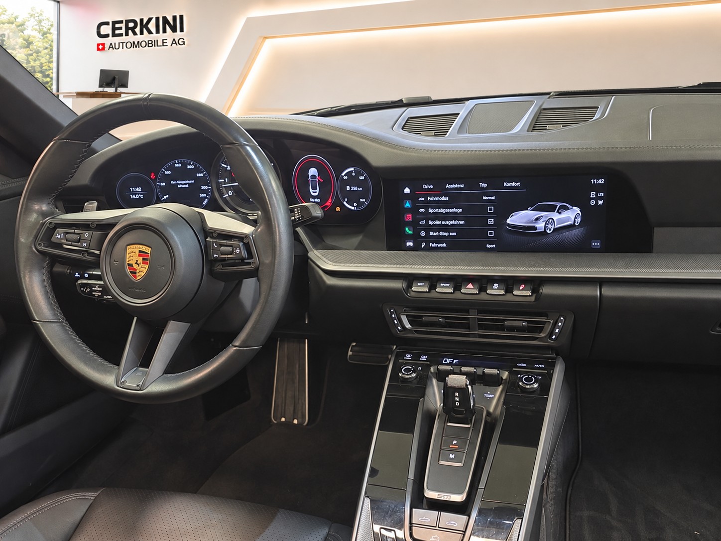 PORSCHE 911 Carrera 4 Cabriolet PDK * PORSCHE SERVICEHISTORIE*360 GRAD KAMERA*SPURHALTEASSISTENT*-image-15