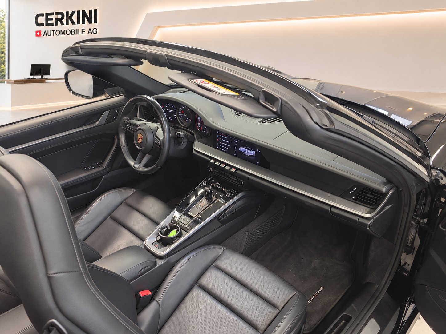 PORSCHE 911 Carrera 4 Cabriolet PDK * PORSCHE SERVICEHISTORIE*360 GRAD KAMERA*SPURHALTEASSISTENT*-image-13