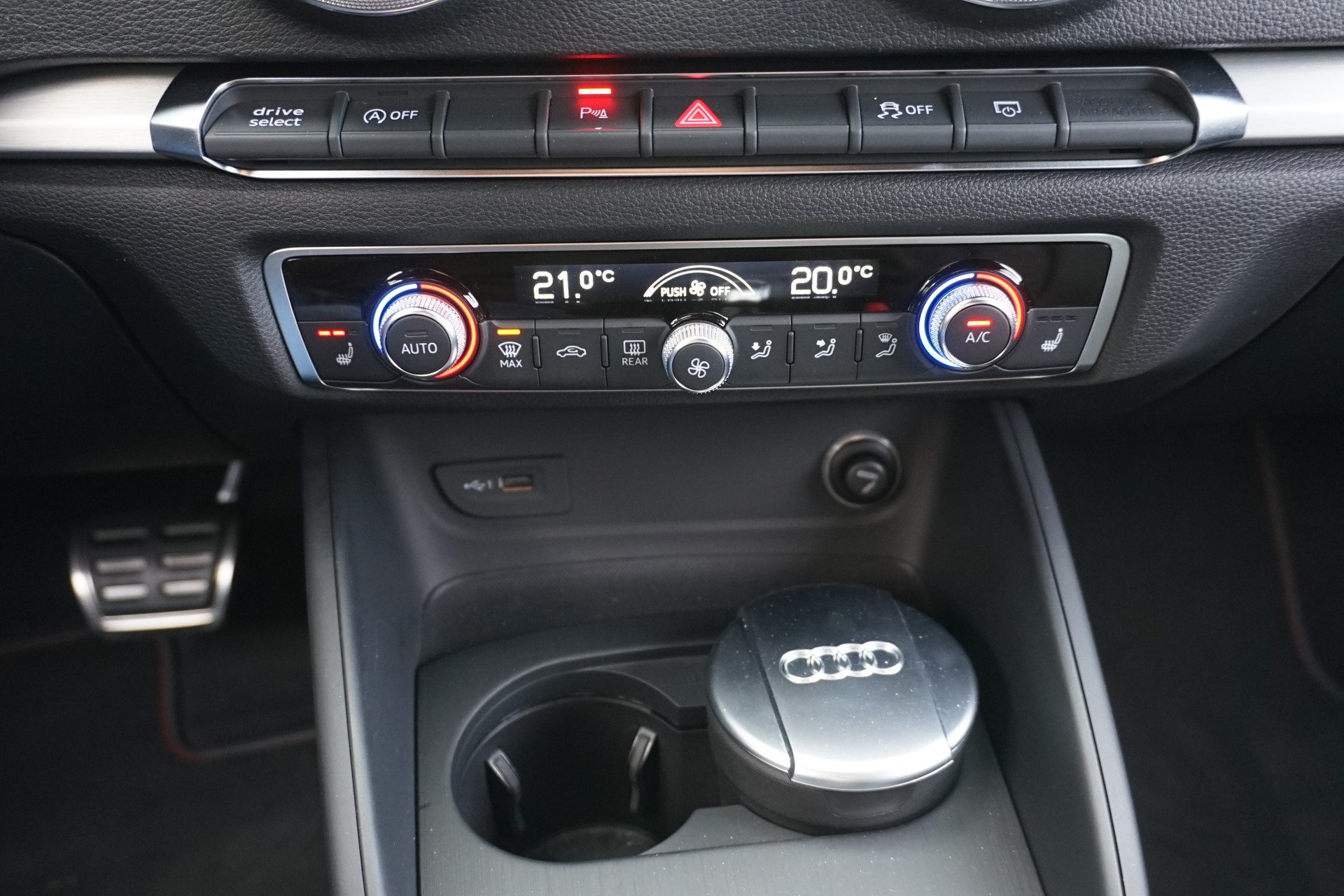 AUDI S3 SB 2.0 TFSI quattro 310PS DSG-Automat-image-19