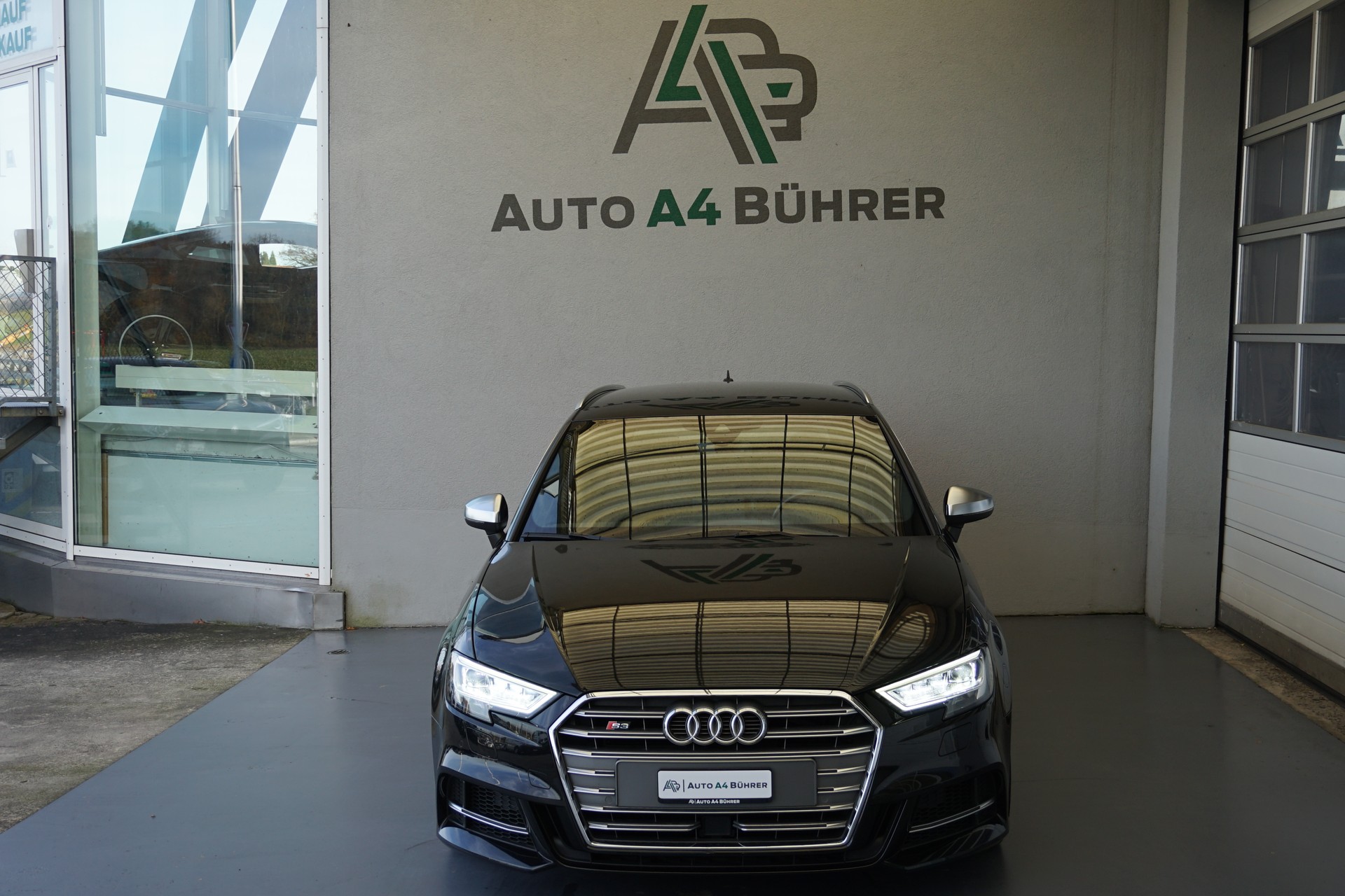 AUDI S3 SB 2.0 TFSI quattro 310PS DSG-Automat-image-9