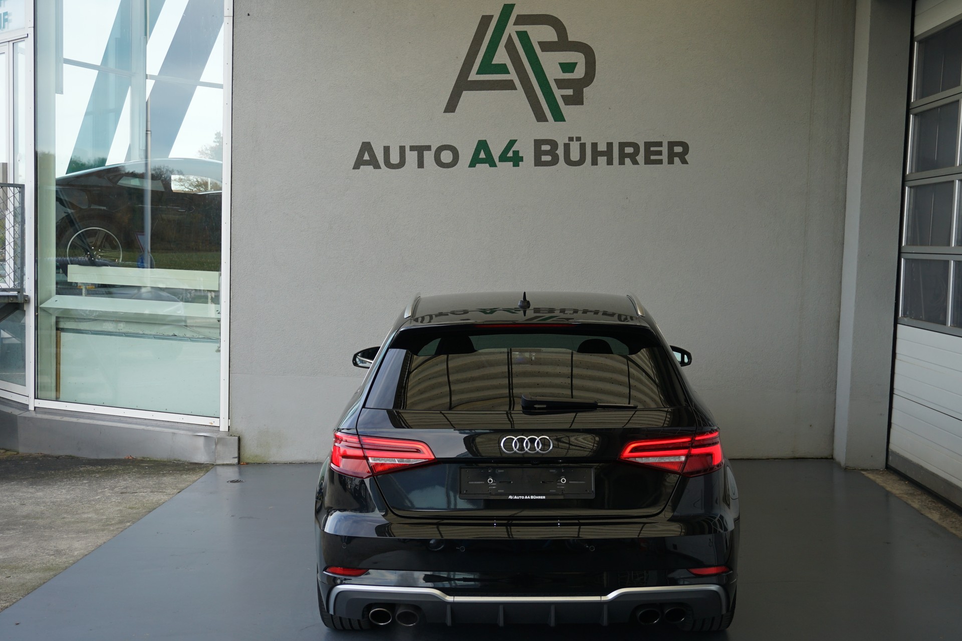 AUDI S3 SB 2.0 TFSI quattro 310PS DSG-Automat-image-10
