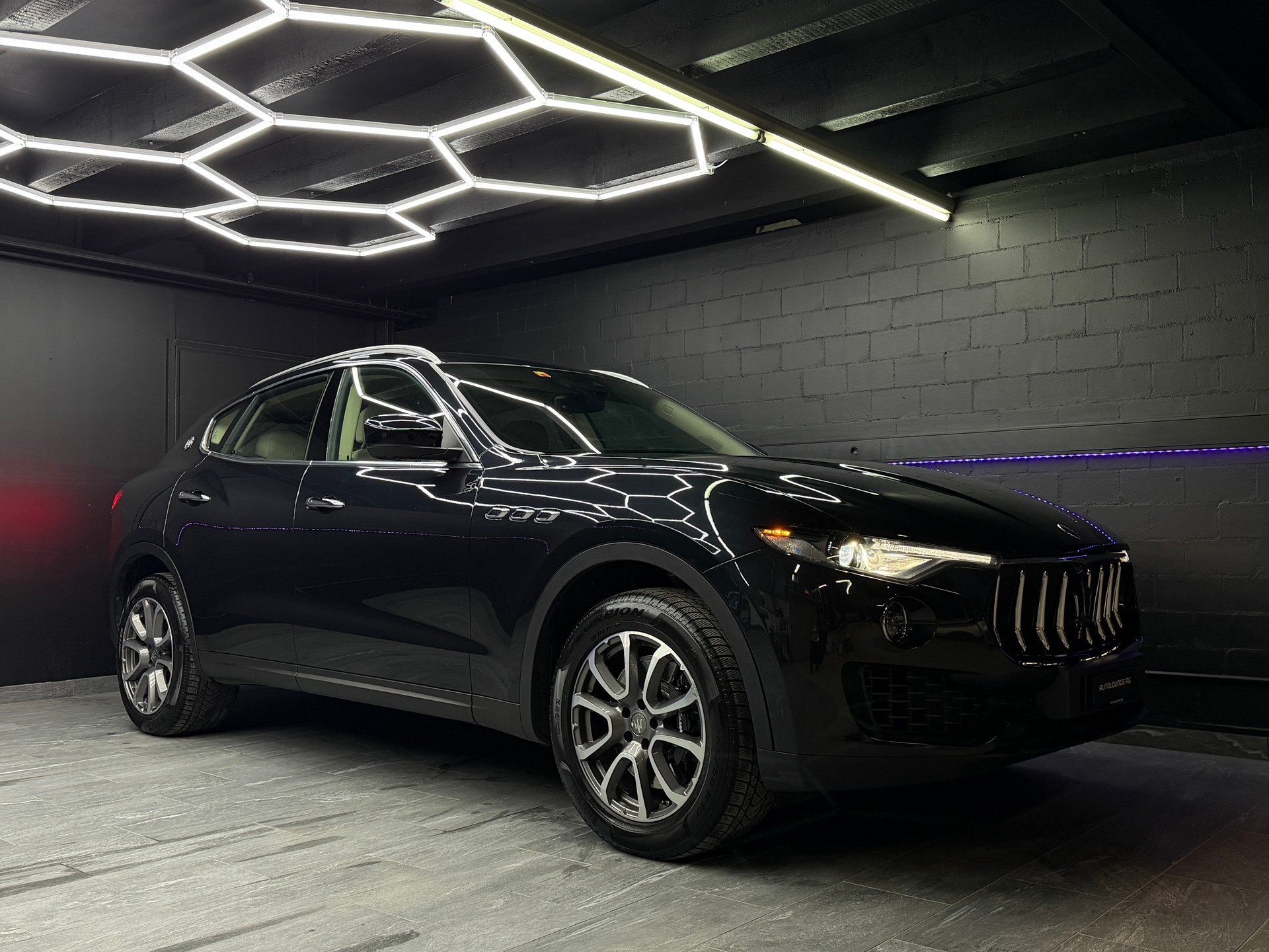 MASERATI Levante S 3.0 V6 Automatica-image-4