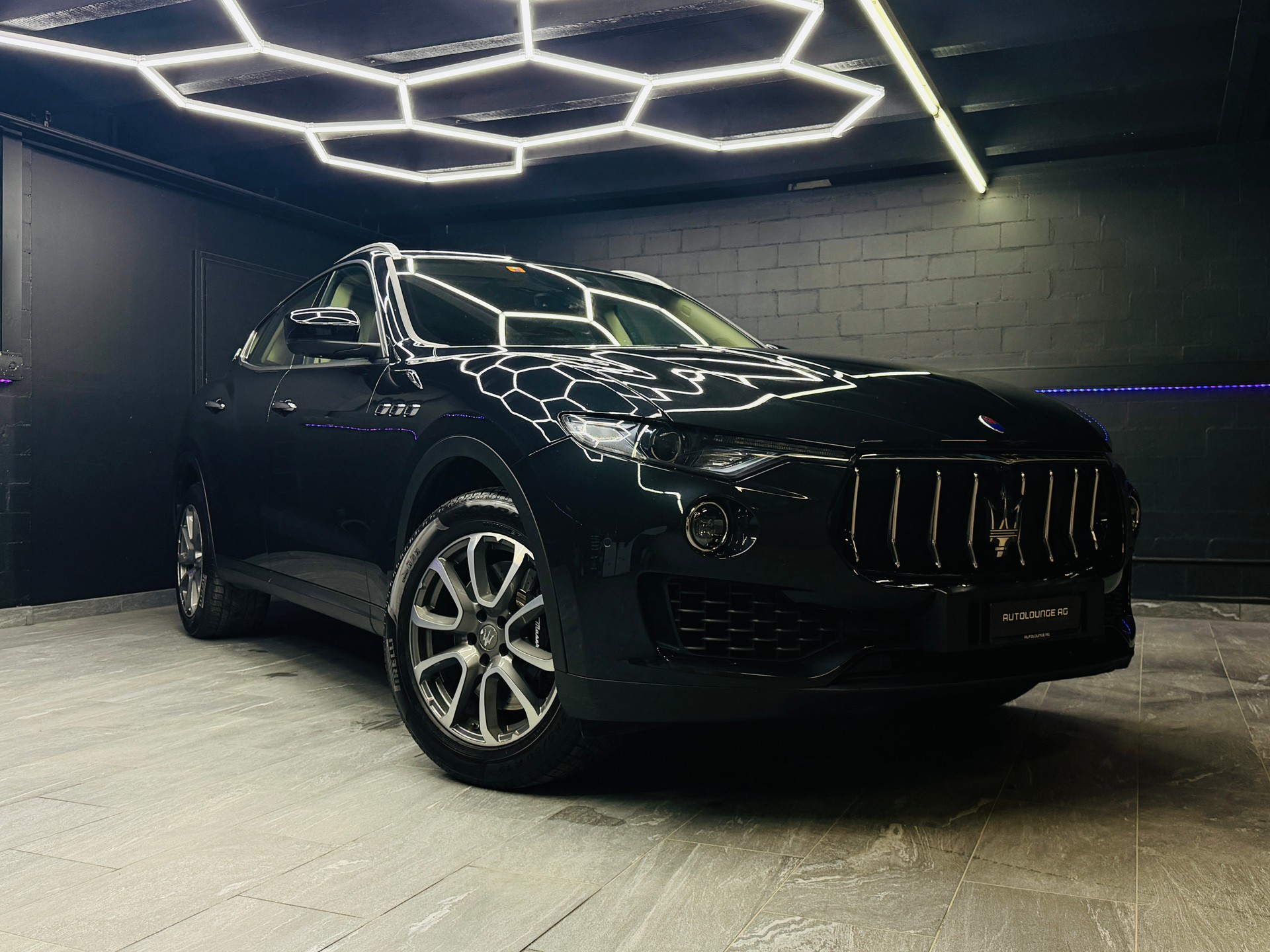 MASERATI Levante S 3.0 V6 Automatica-image-0