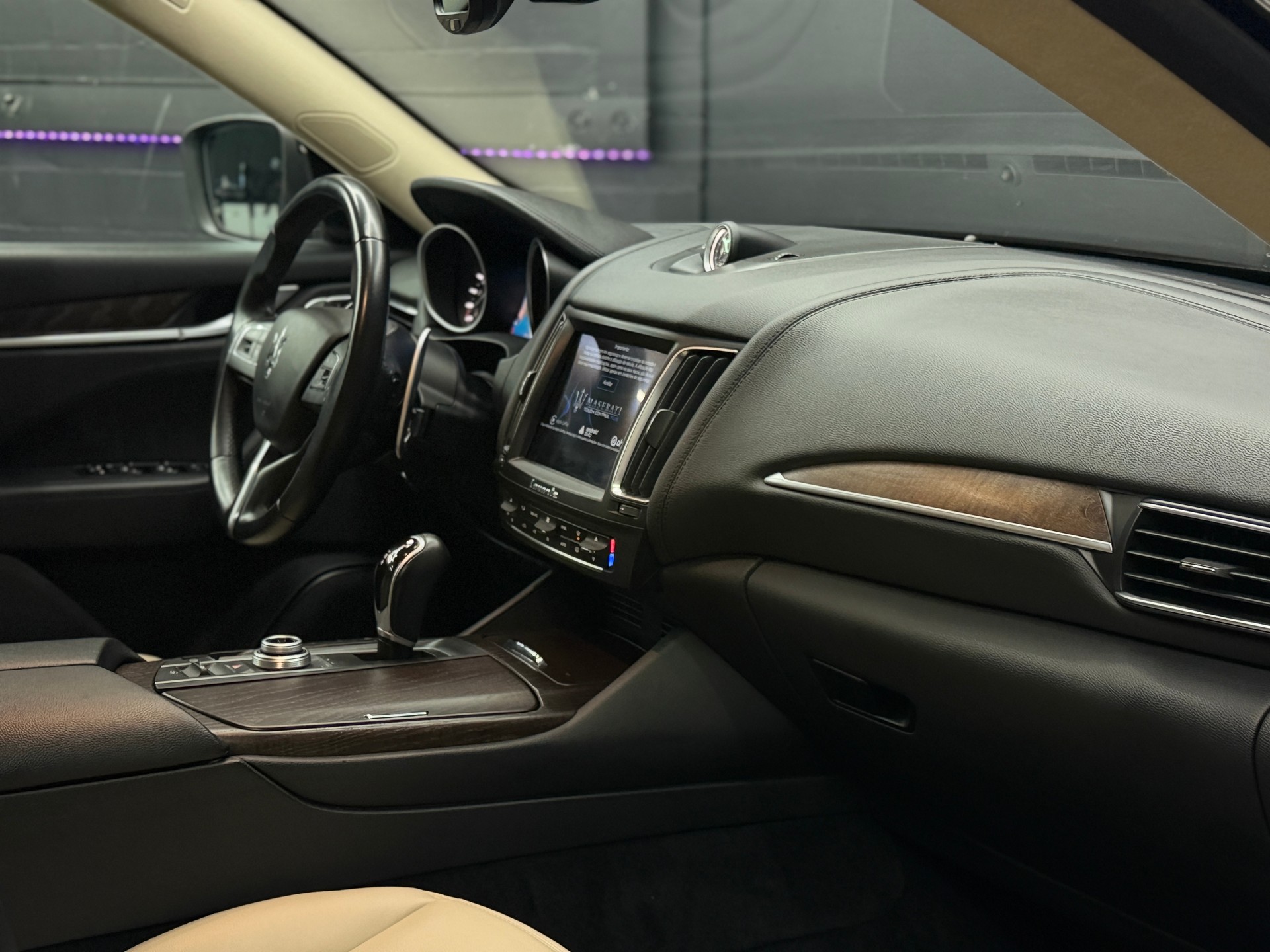MASERATI Levante S 3.0 V6 Automatica-image-10