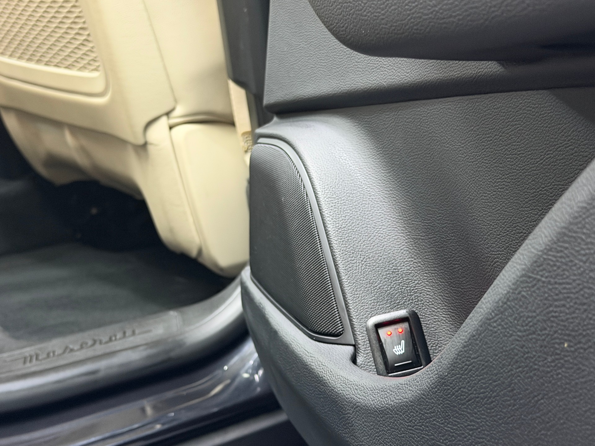 MASERATI Levante S 3.0 V6 Automatica-image-15