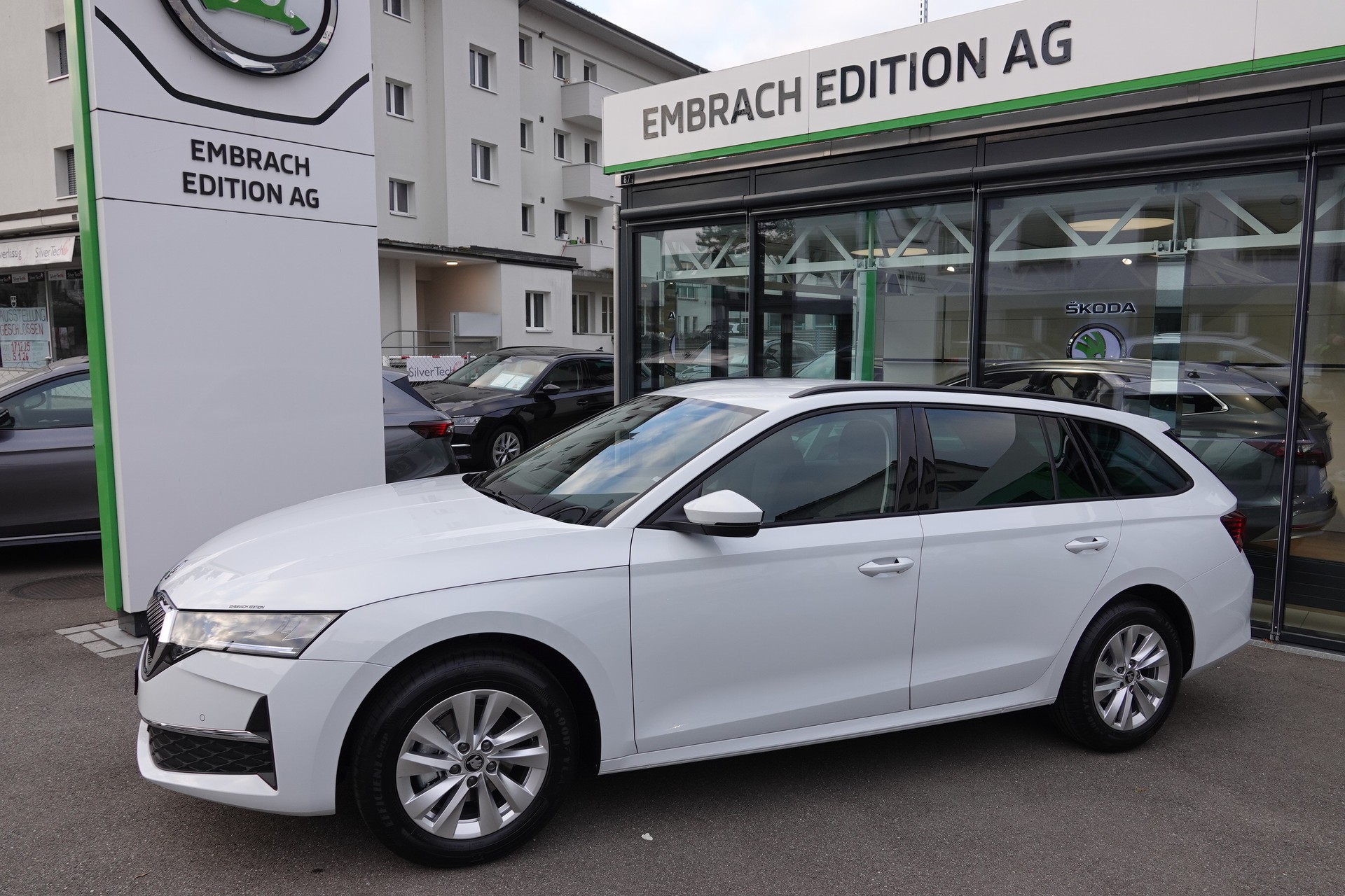 SKODA Octavia 1.5 TSI mHEV Sel.-image-0