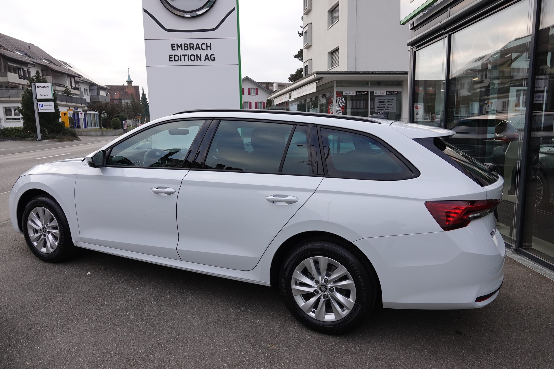 SKODA Octavia 1.5 TSI mHEV Sel.-image-5