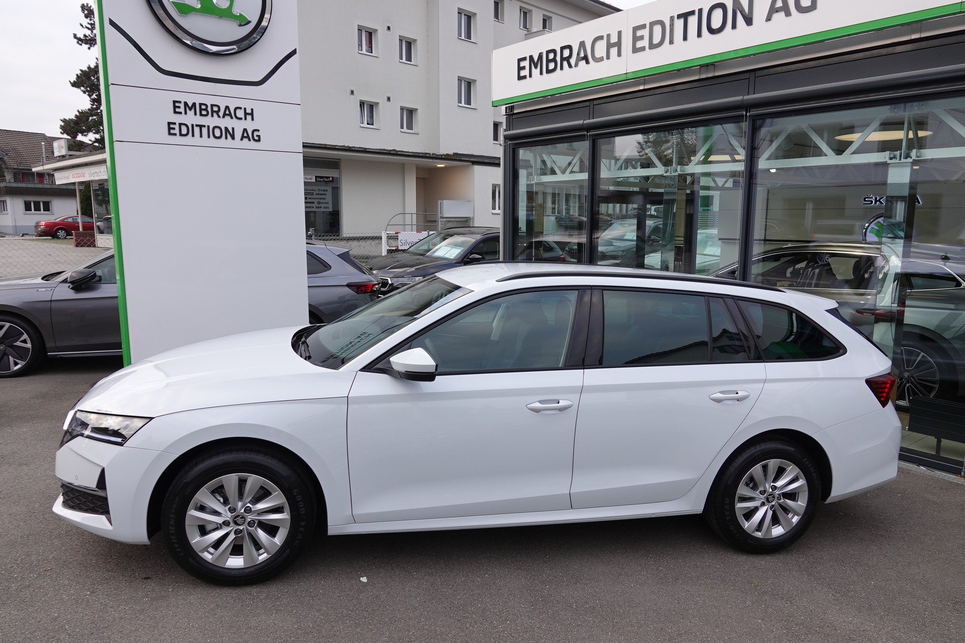 SKODA Octavia 1.5 TSI mHEV Sel.-image-4