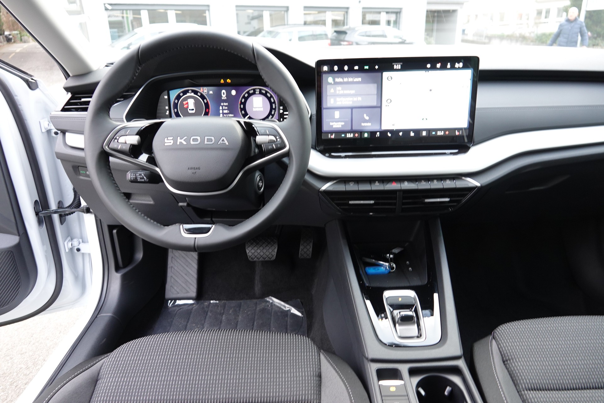 SKODA Octavia 1.5 TSI mHEV Sel.-image-9