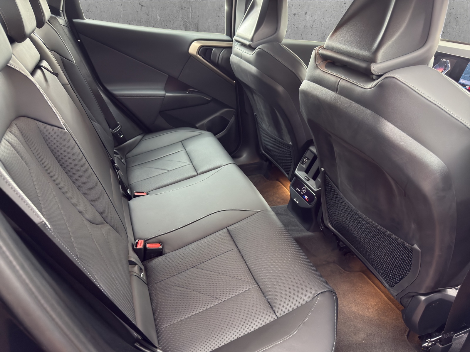 BMW X3 xDrive 20 48V-image-12