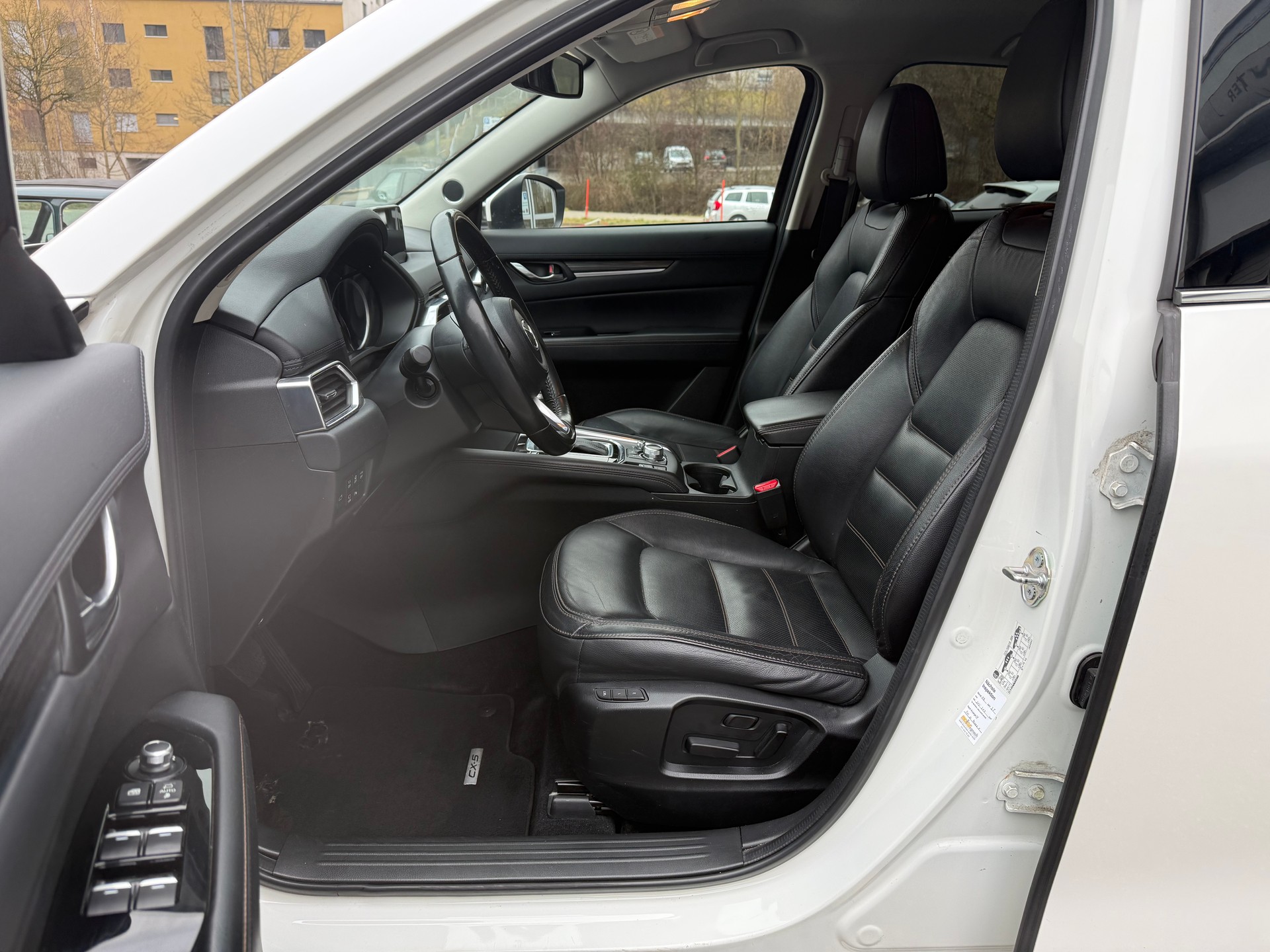 MAZDA CX-5 SKYACTIV-D 184 Revolution AWD Automat-image-6