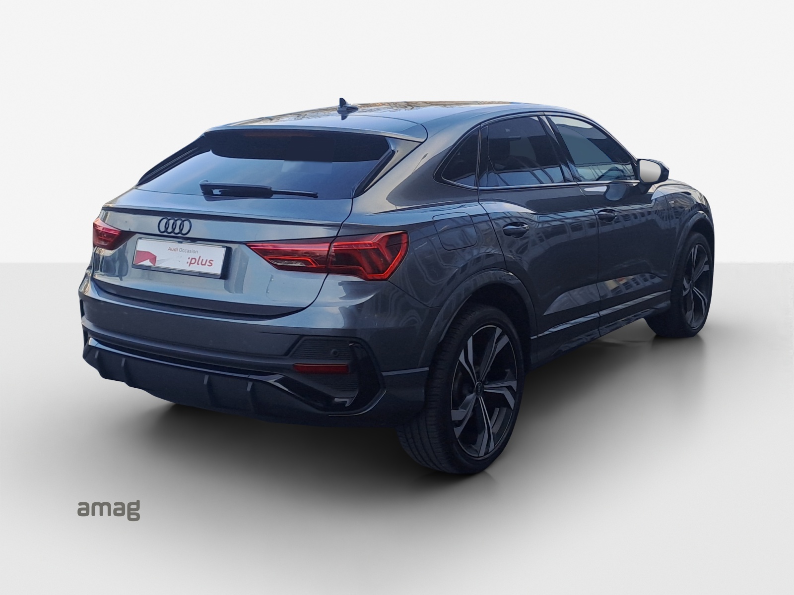 AUDI Q3 Sportback 45 TFSI e S line Attraction S-tronic-image-5