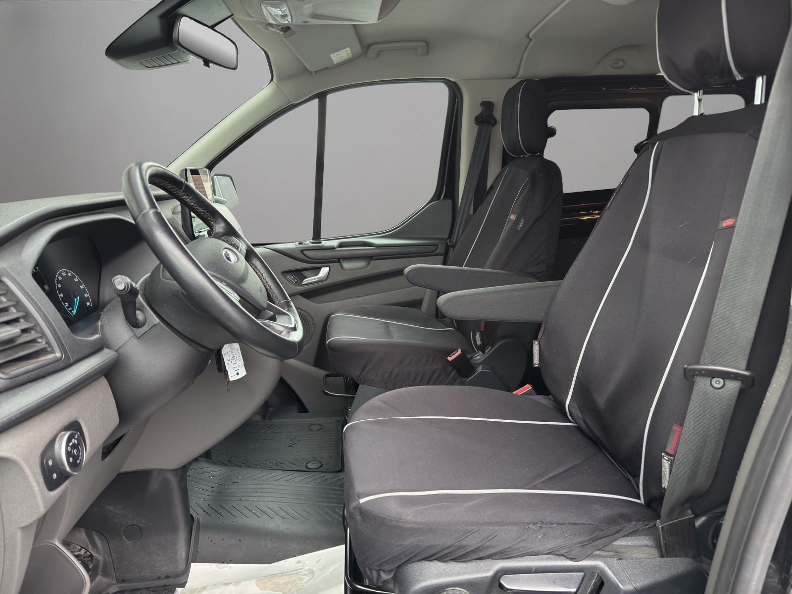FORD Transit Custom 320 L1H1 Trend A-image-8