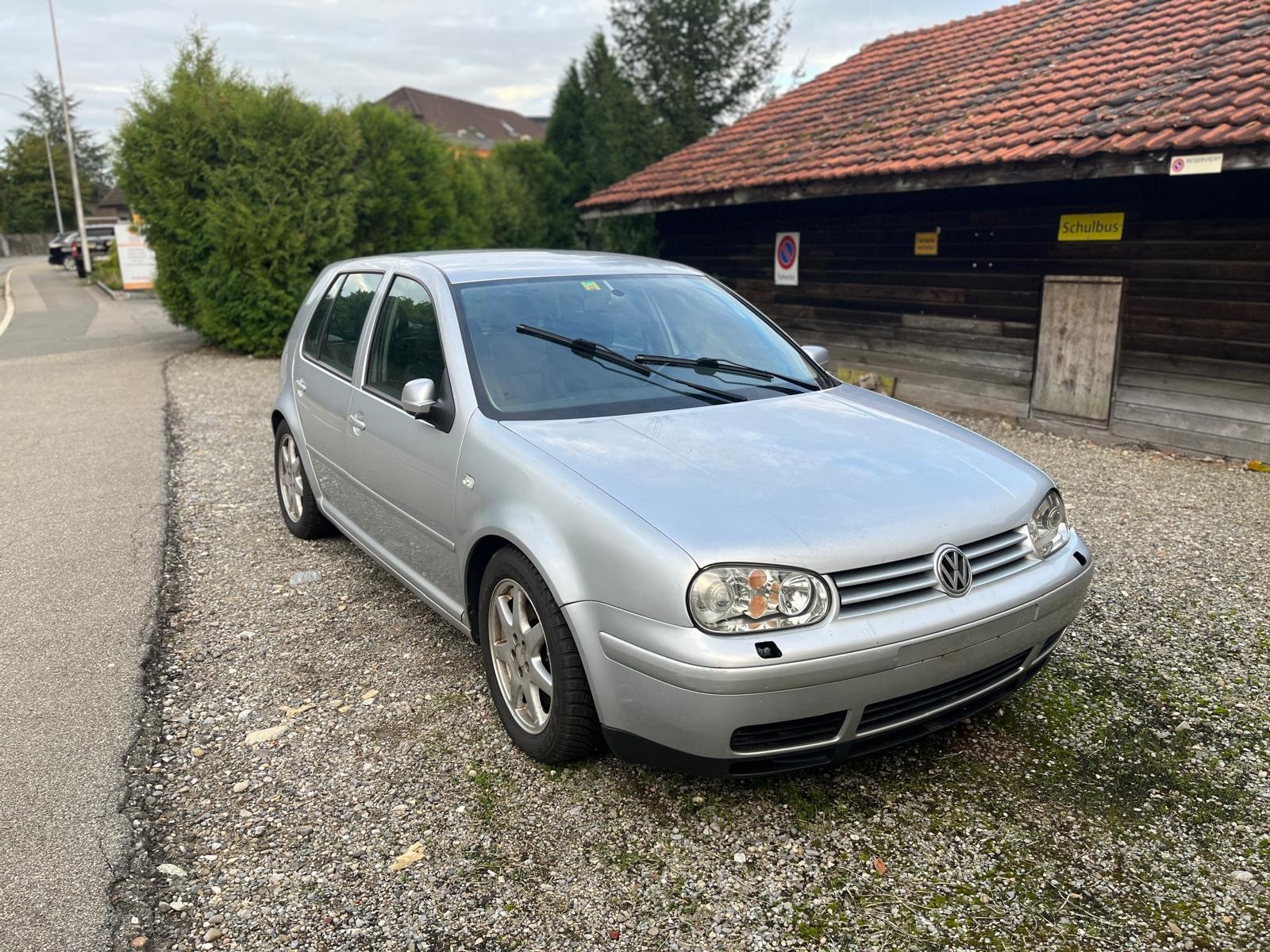 VW Golf 2.8 Highline 4Motion-image-0