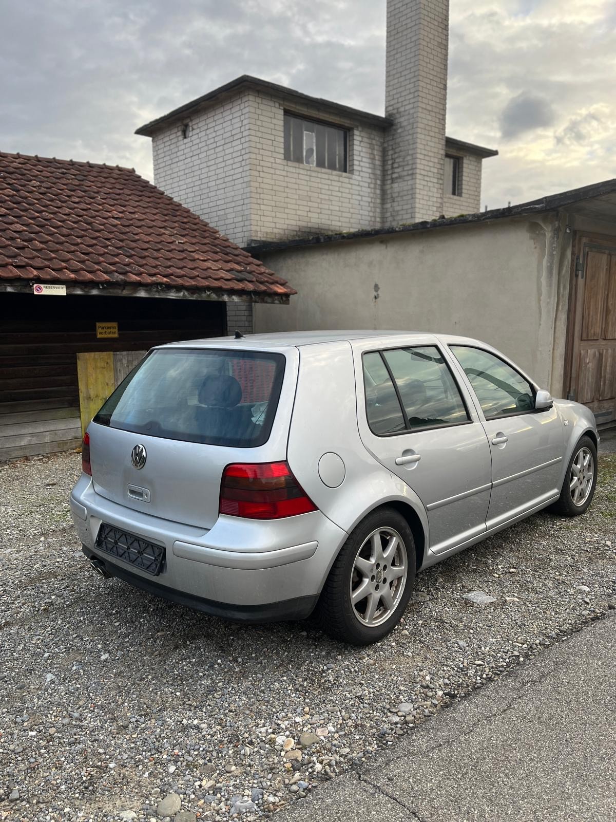 VW Golf 2.8 Highline 4Motion-image-2