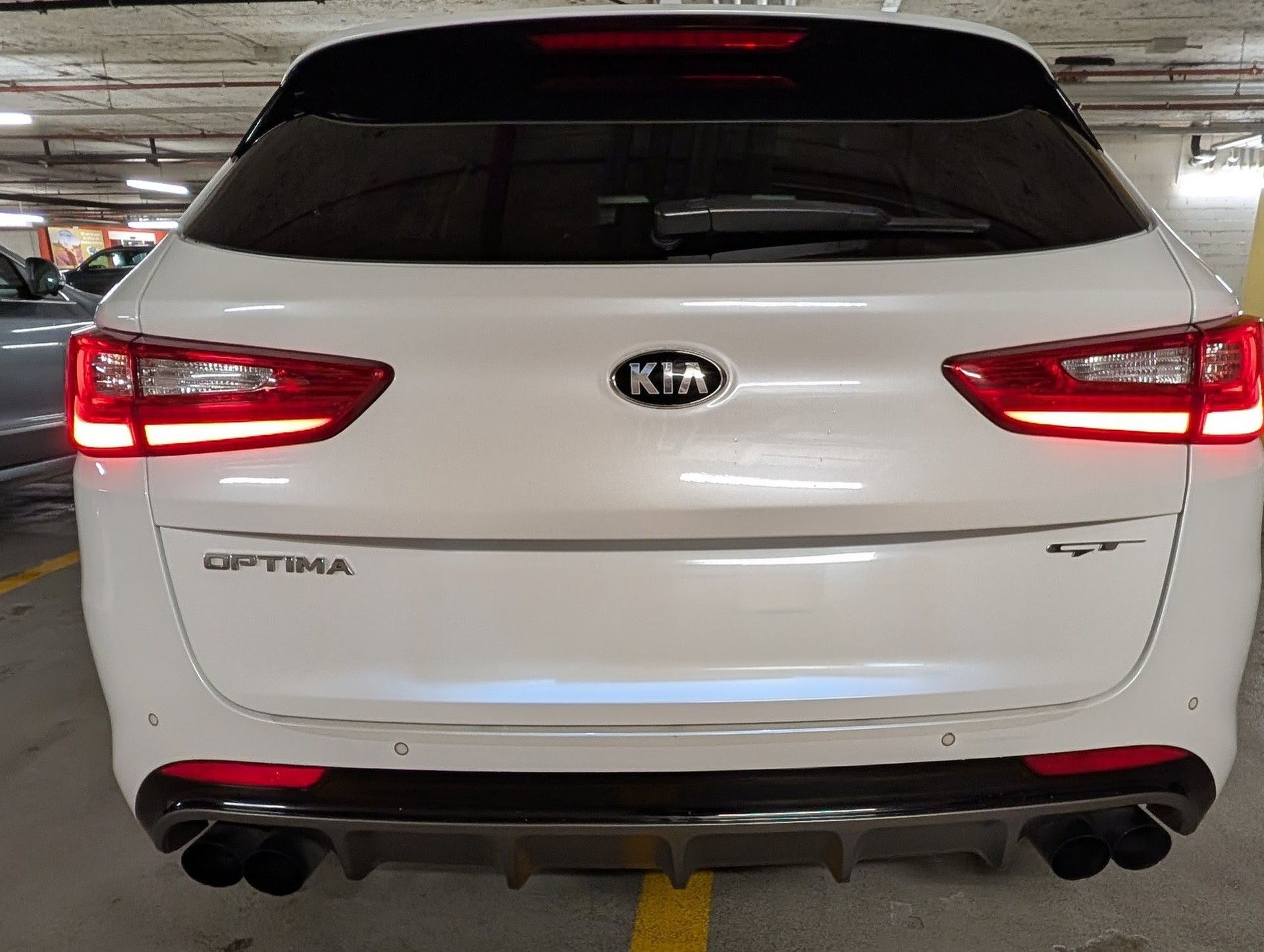 KIA Optima SW 2.0 GT Automat-image-4