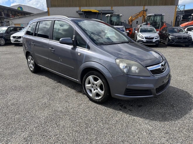 OPEL Zafira 2.2i 16V Enjoy-image-5