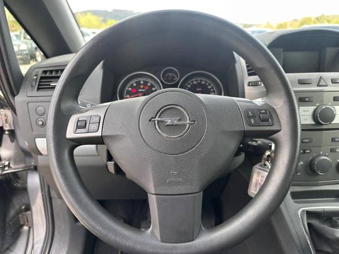 OPEL Zafira 2.2i 16V Enjoy-image-6