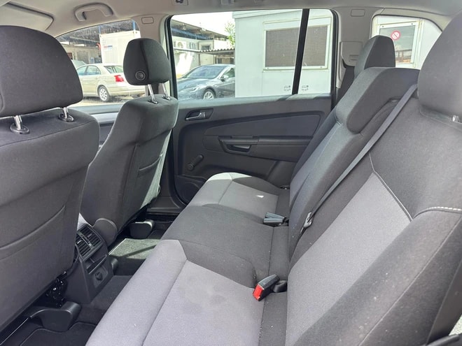 OPEL Zafira 2.2i 16V Enjoy-image-8