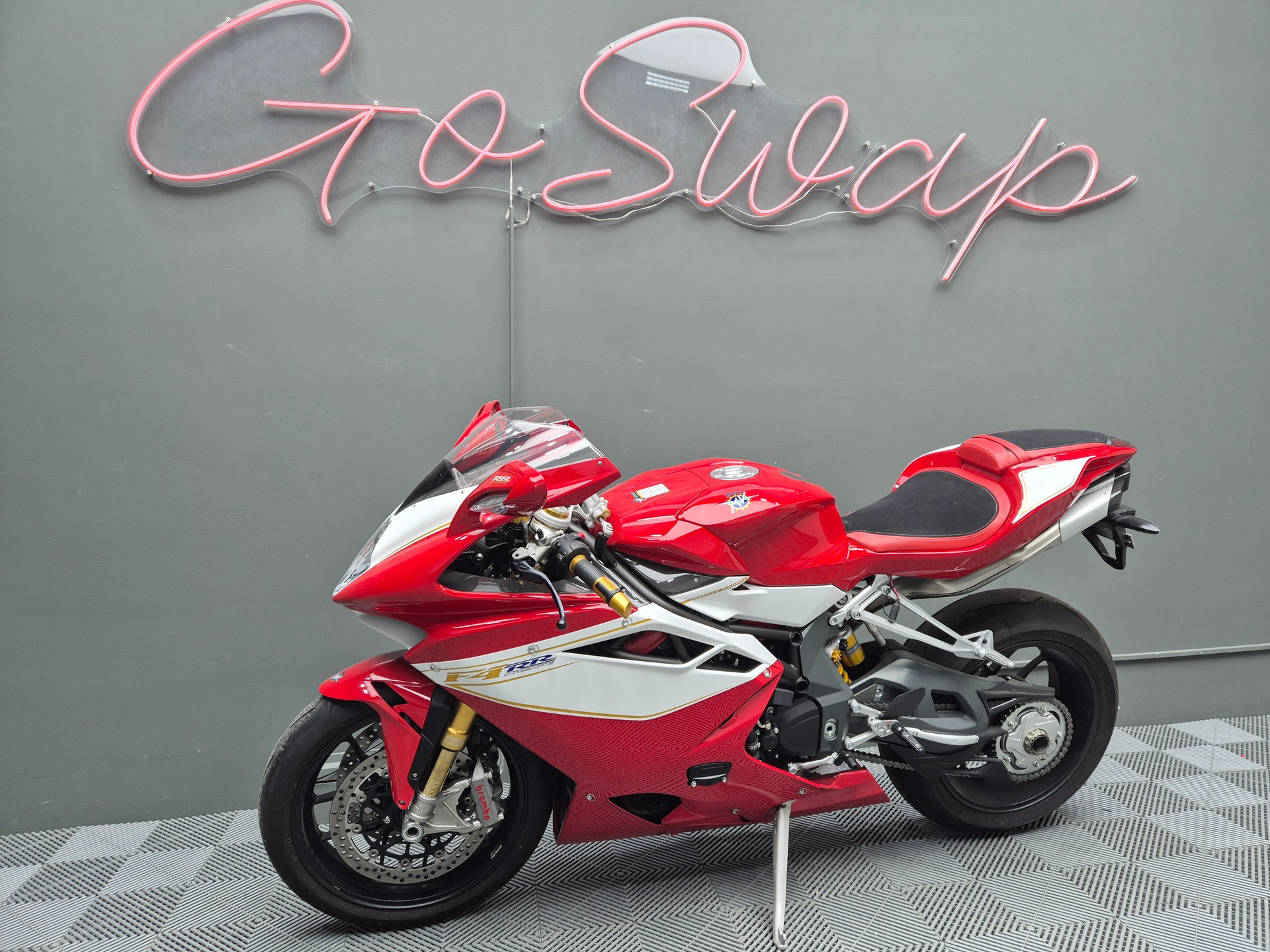 MV AGUSTA F4 1000-image-5