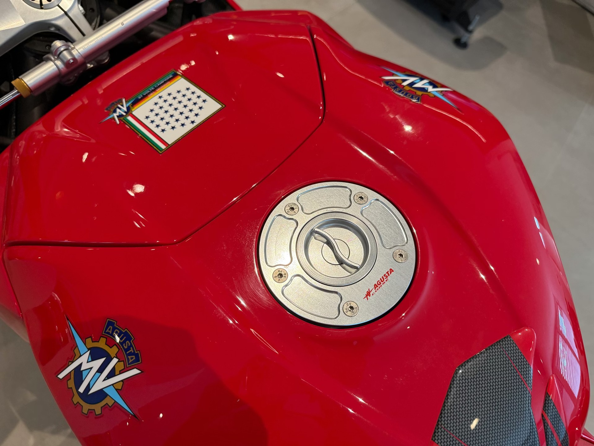 MV AGUSTA F4 1000-image-11