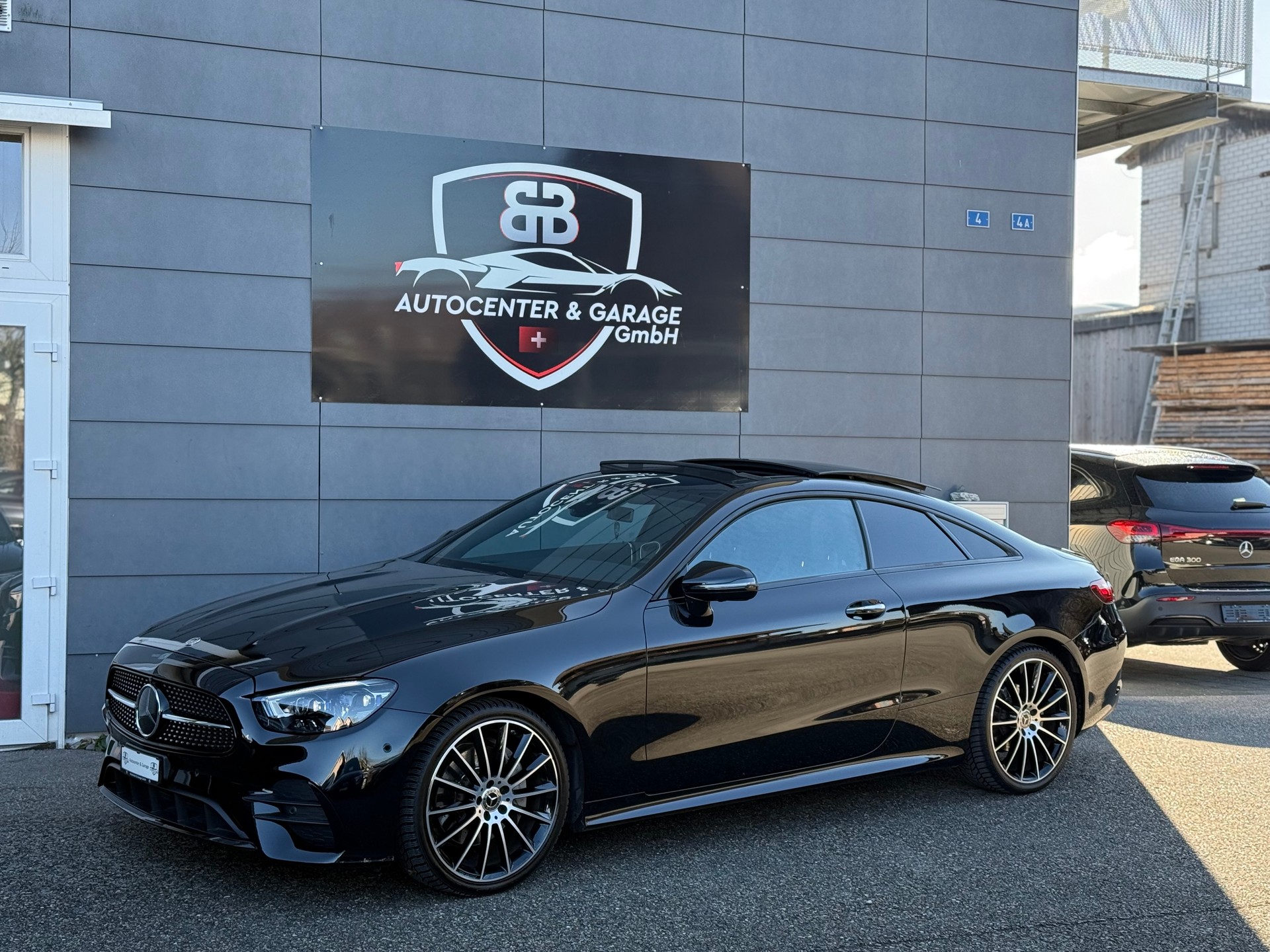 MERCEDES-BENZ E 200 Coupé AMG Line 9G-Tronic-image-2