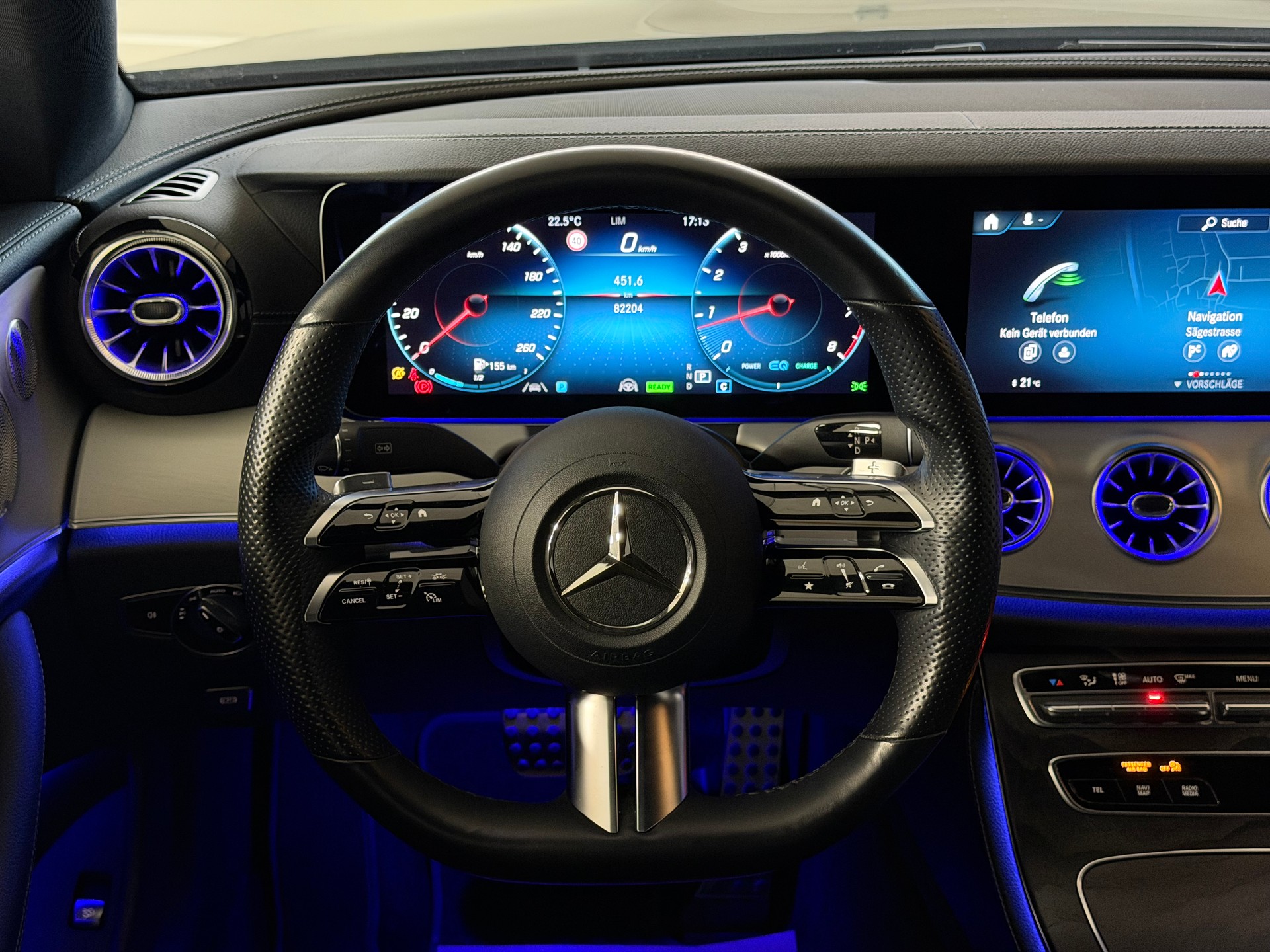 MERCEDES-BENZ E 200 Coupé AMG Line 9G-Tronic-image-13