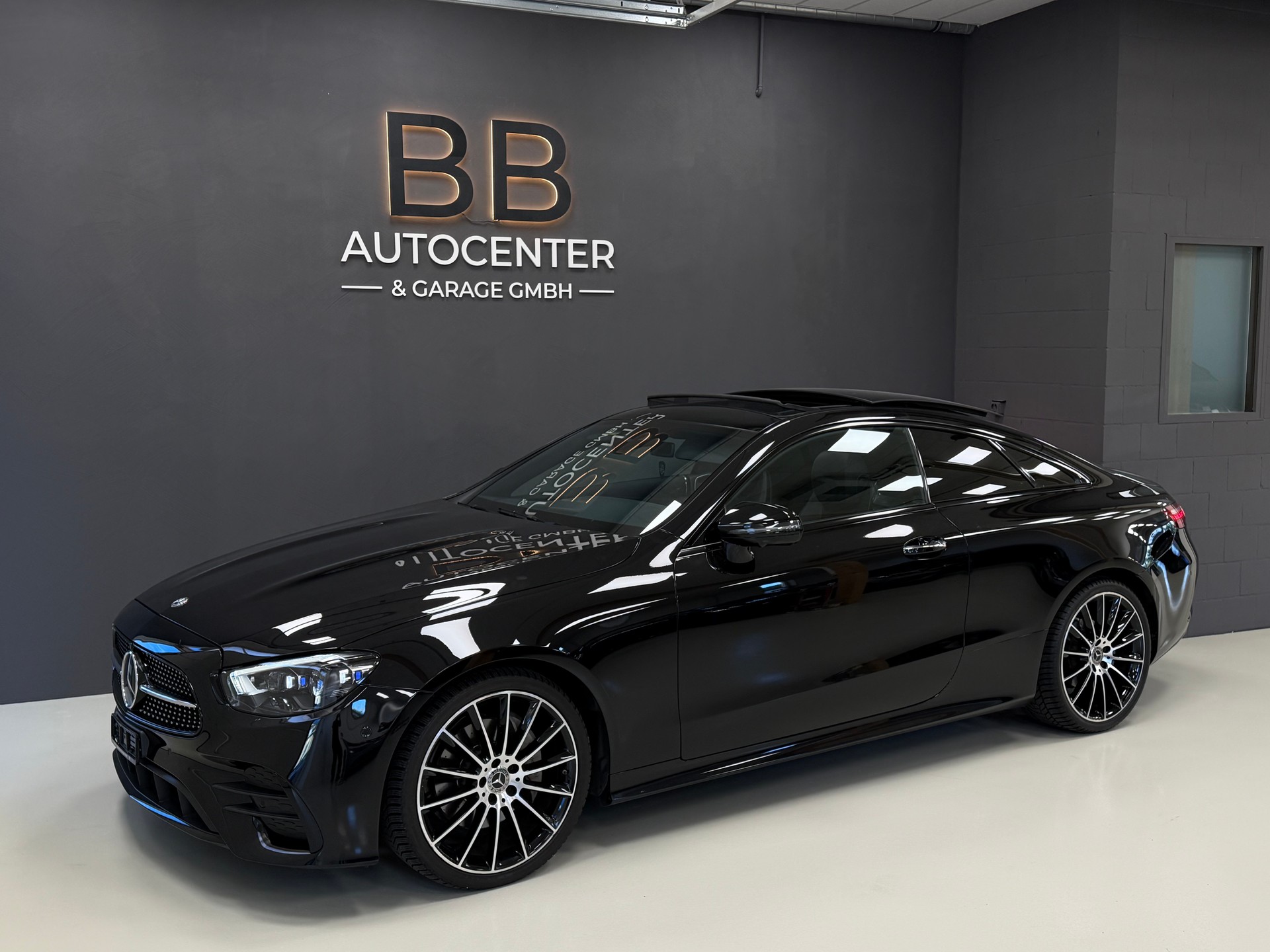 MERCEDES-BENZ E 200 Coupé AMG Line 9G-Tronic-image-1
