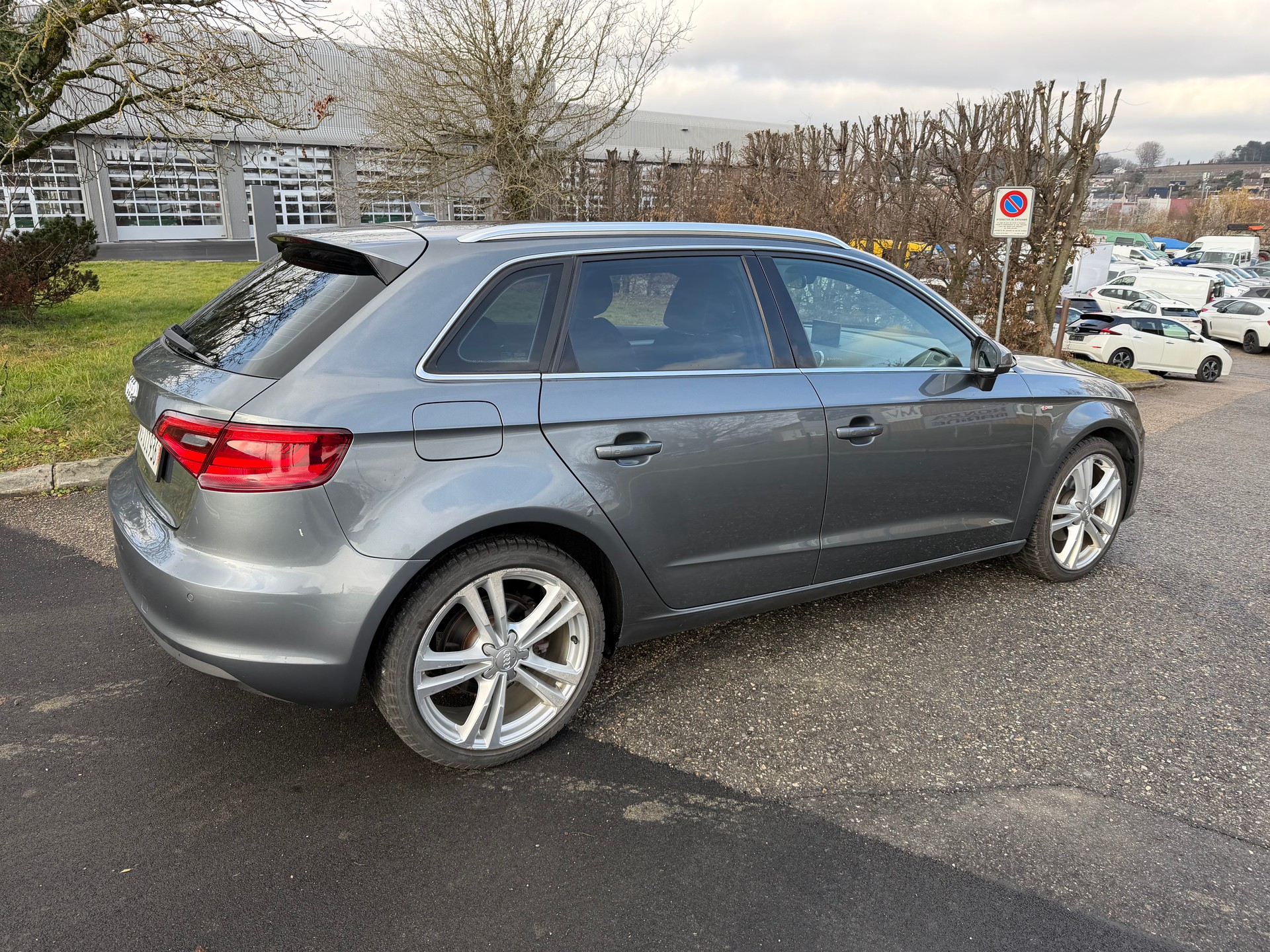 AUDI A3 1.4 TFSI Ambition S-tronic-image-3