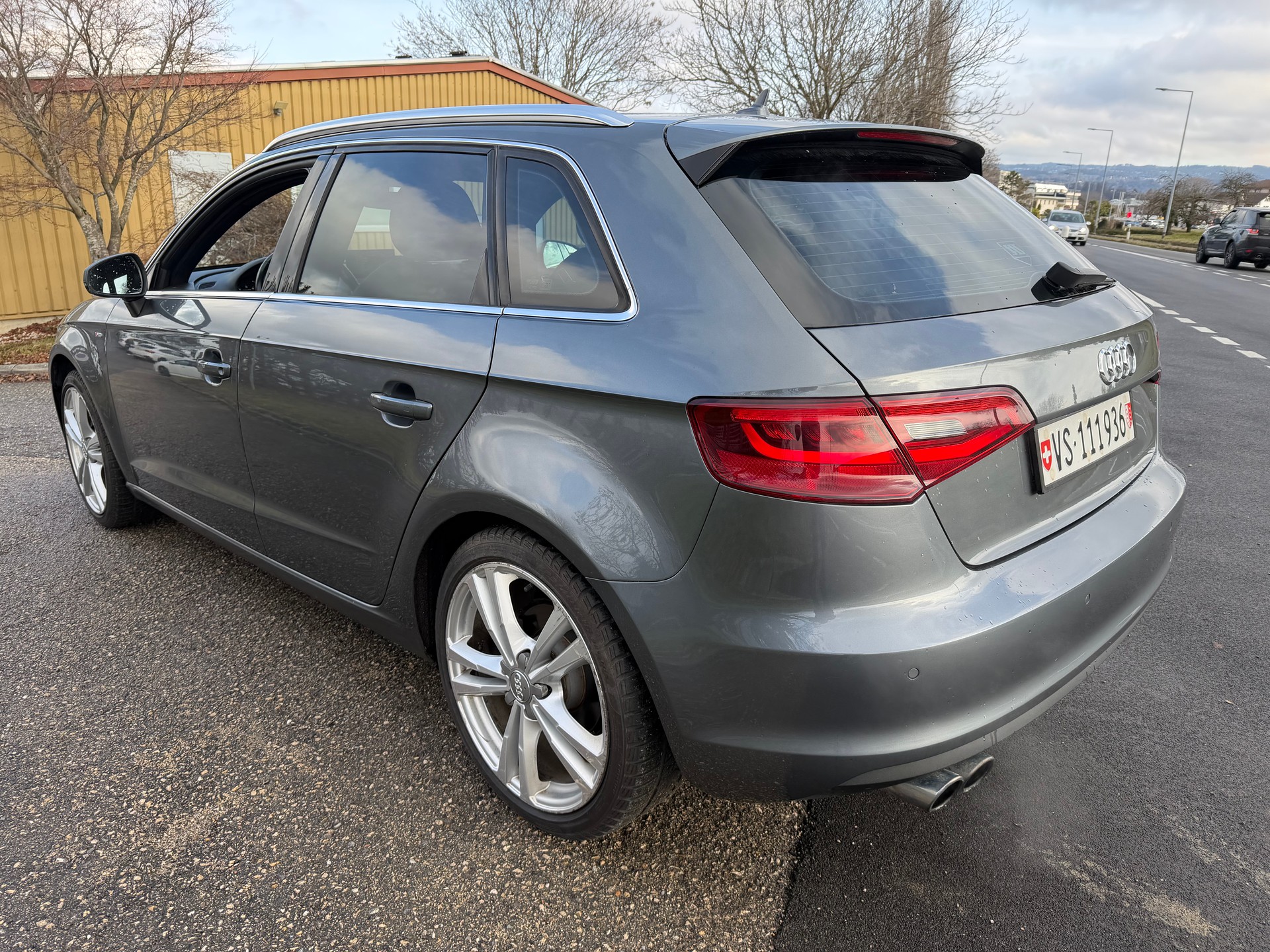 AUDI A3 1.4 TFSI Ambition S-tronic-image-7