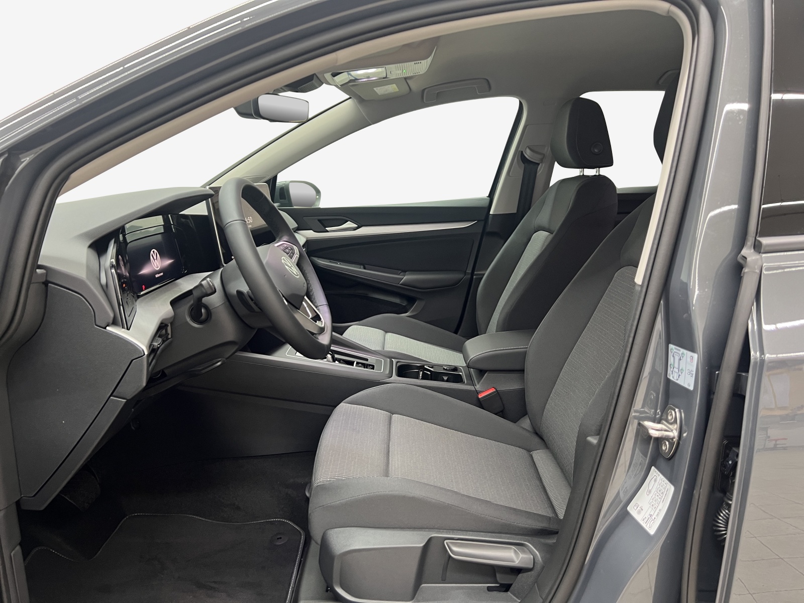 VW Golf 1.5 e TSI mHEV Basis DSG-image-7