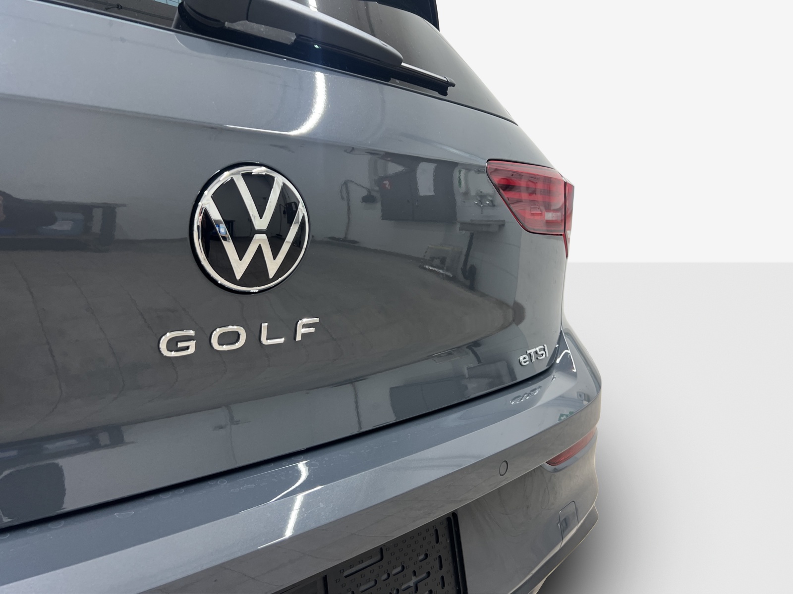 VW Golf 1.5 e TSI mHEV Basis DSG-image-15