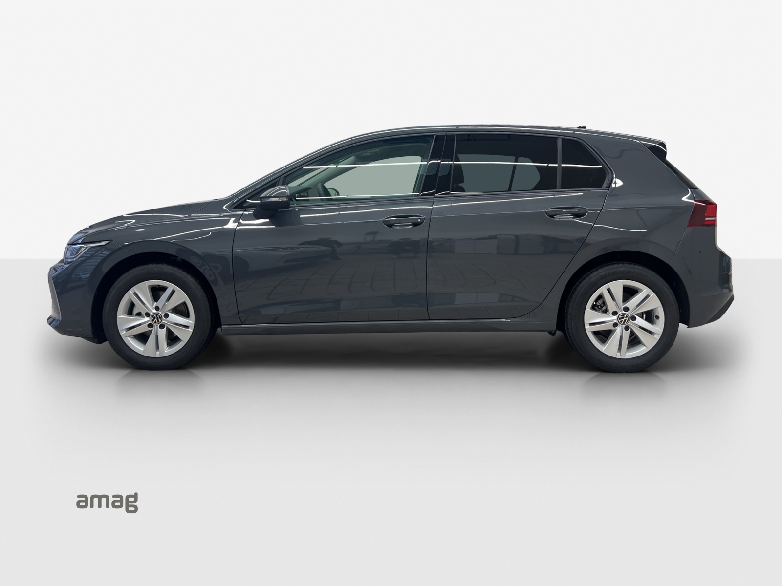 VW Golf 1.5 e TSI mHEV Basis DSG-image-1
