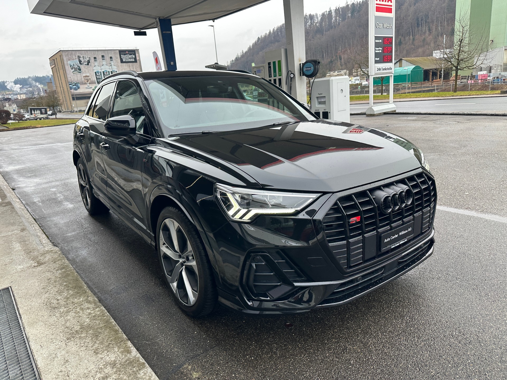 AUDI Q3 35 TFSI S line S-tronic-image-4