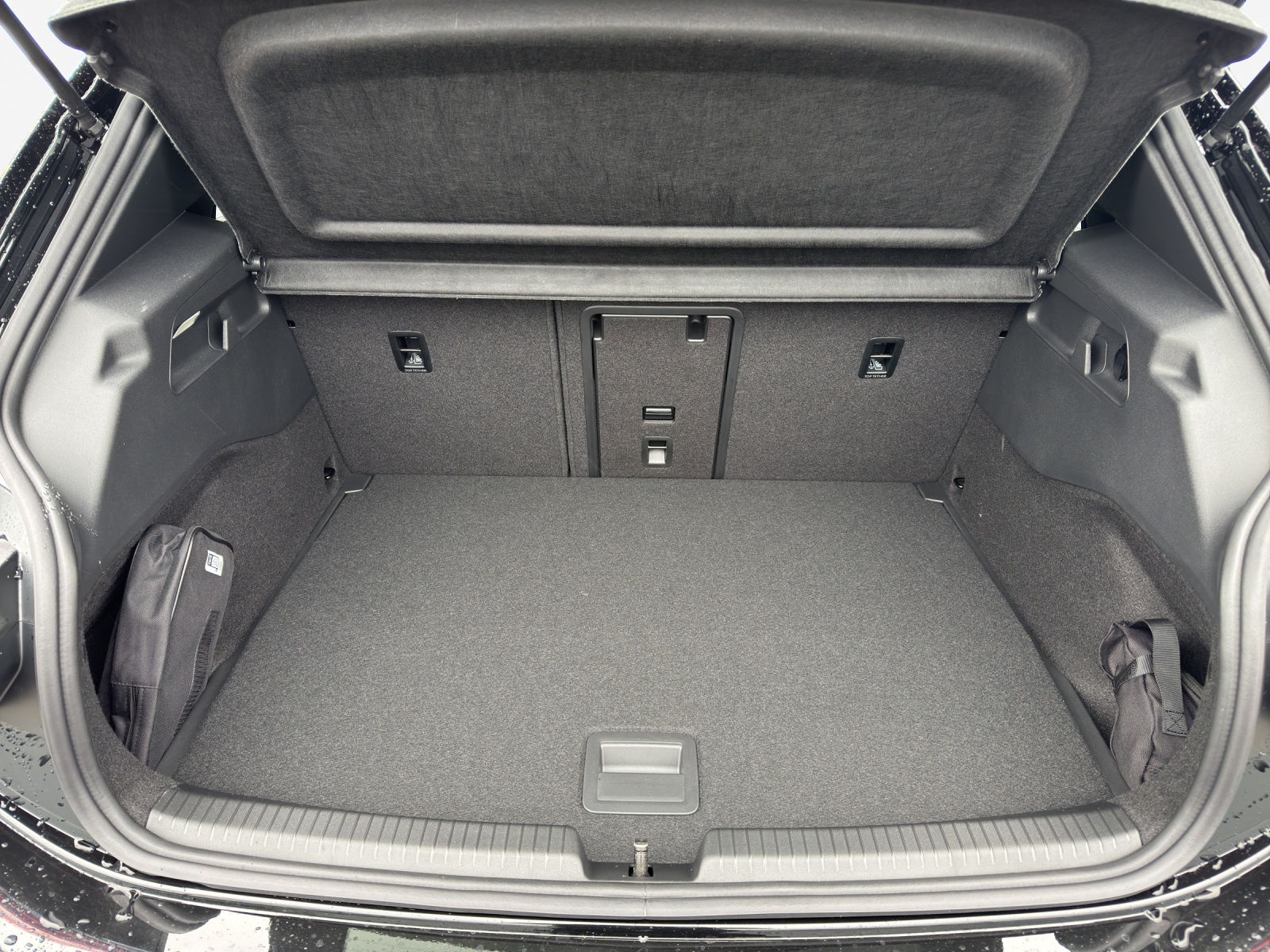 VW ID.3 Pro 59 kWh Pro United-image-12