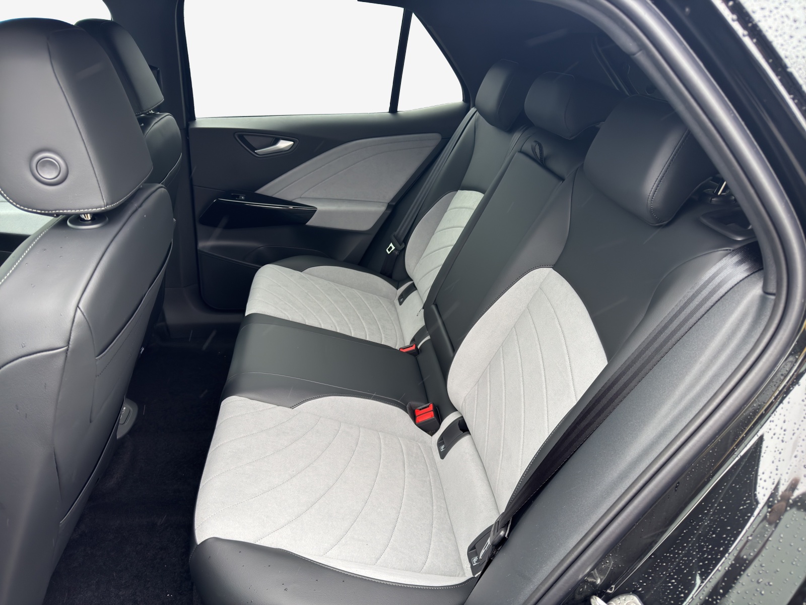 VW ID.3 Pro 59 kWh Pro United-image-11