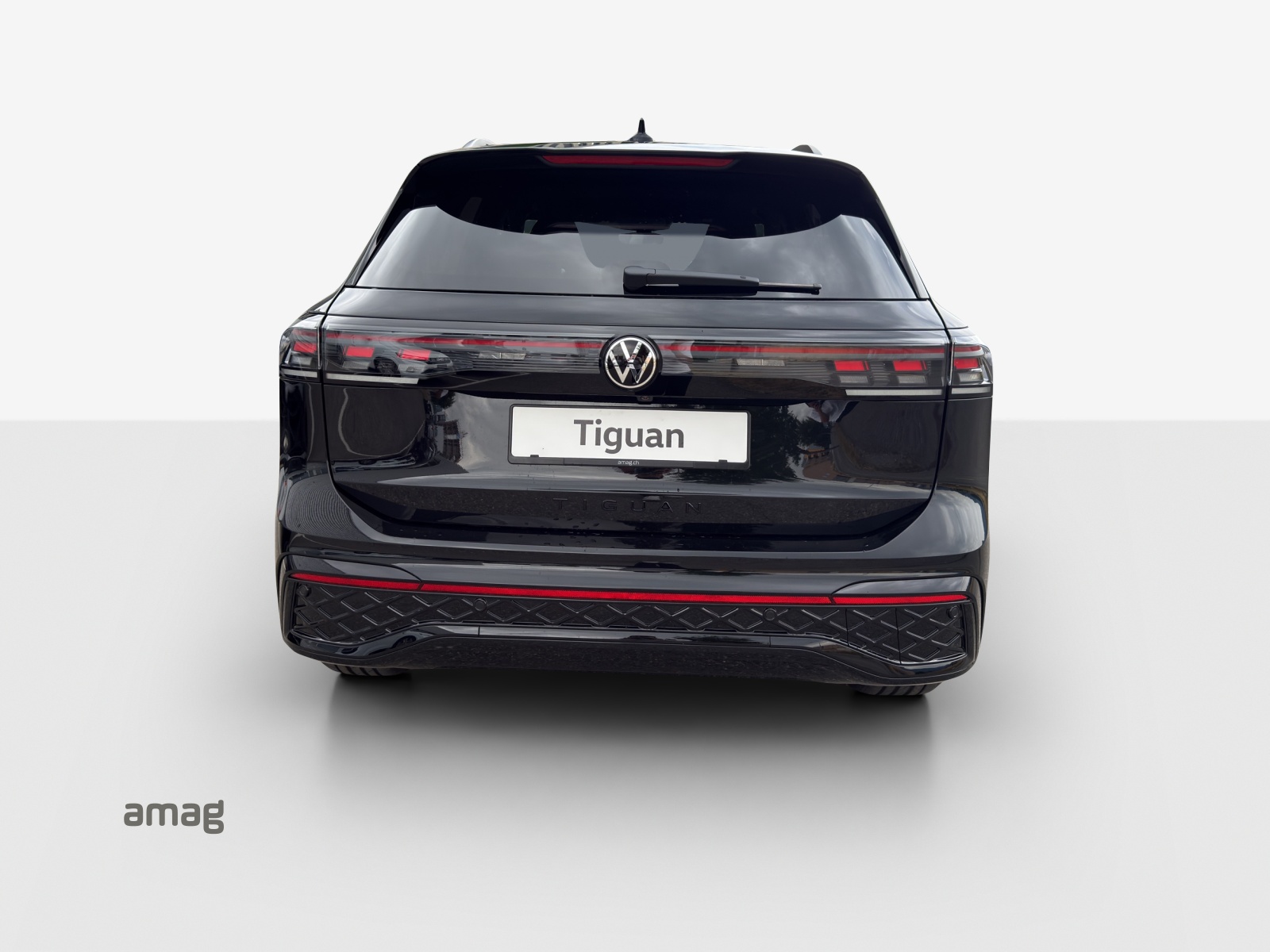 VW Tiguan 2.0 TDI SCR R-Line 4Motion DSG-image-3