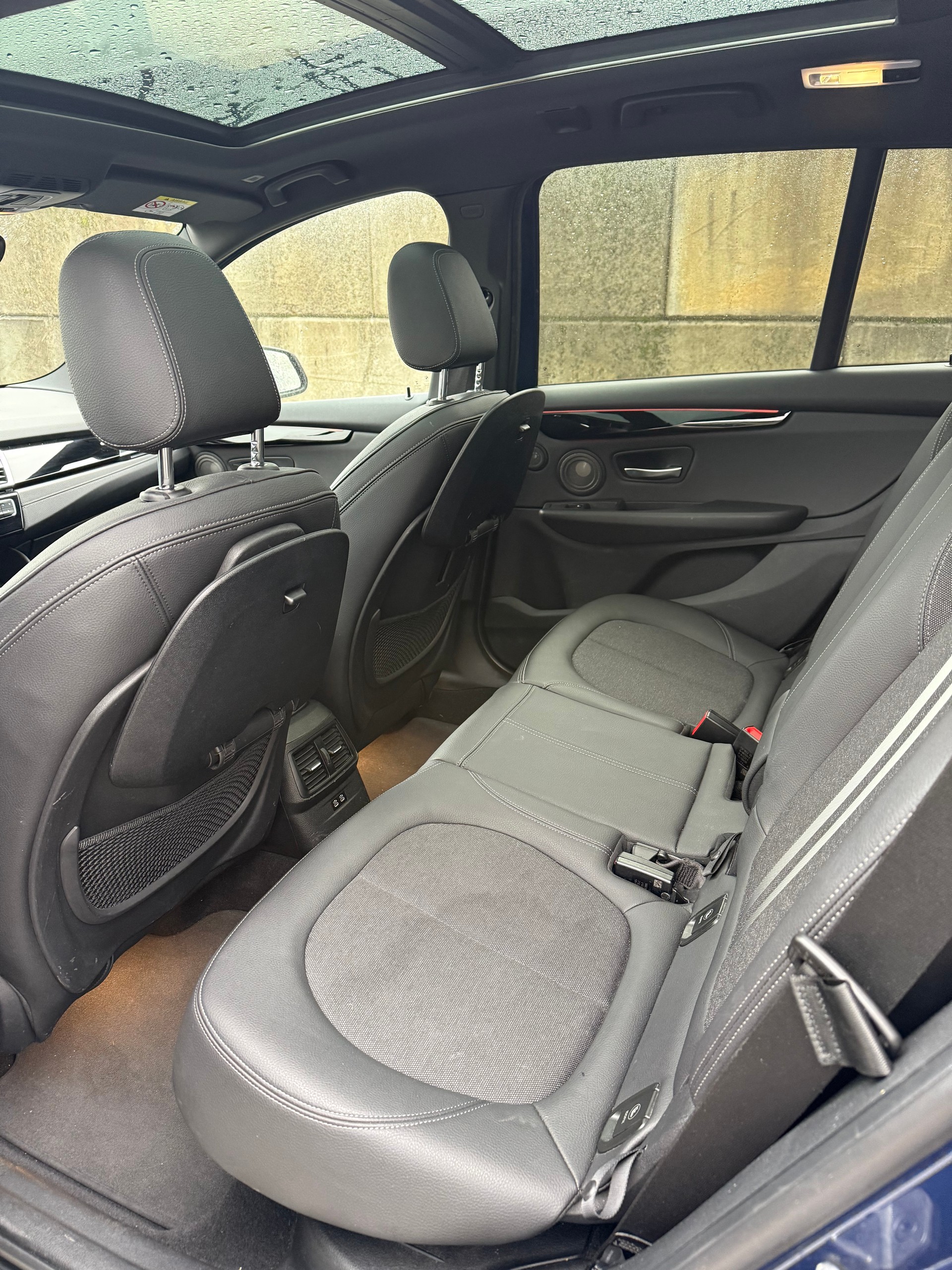 BMW 220i Gran Tourer Sport Line DKG-image-6