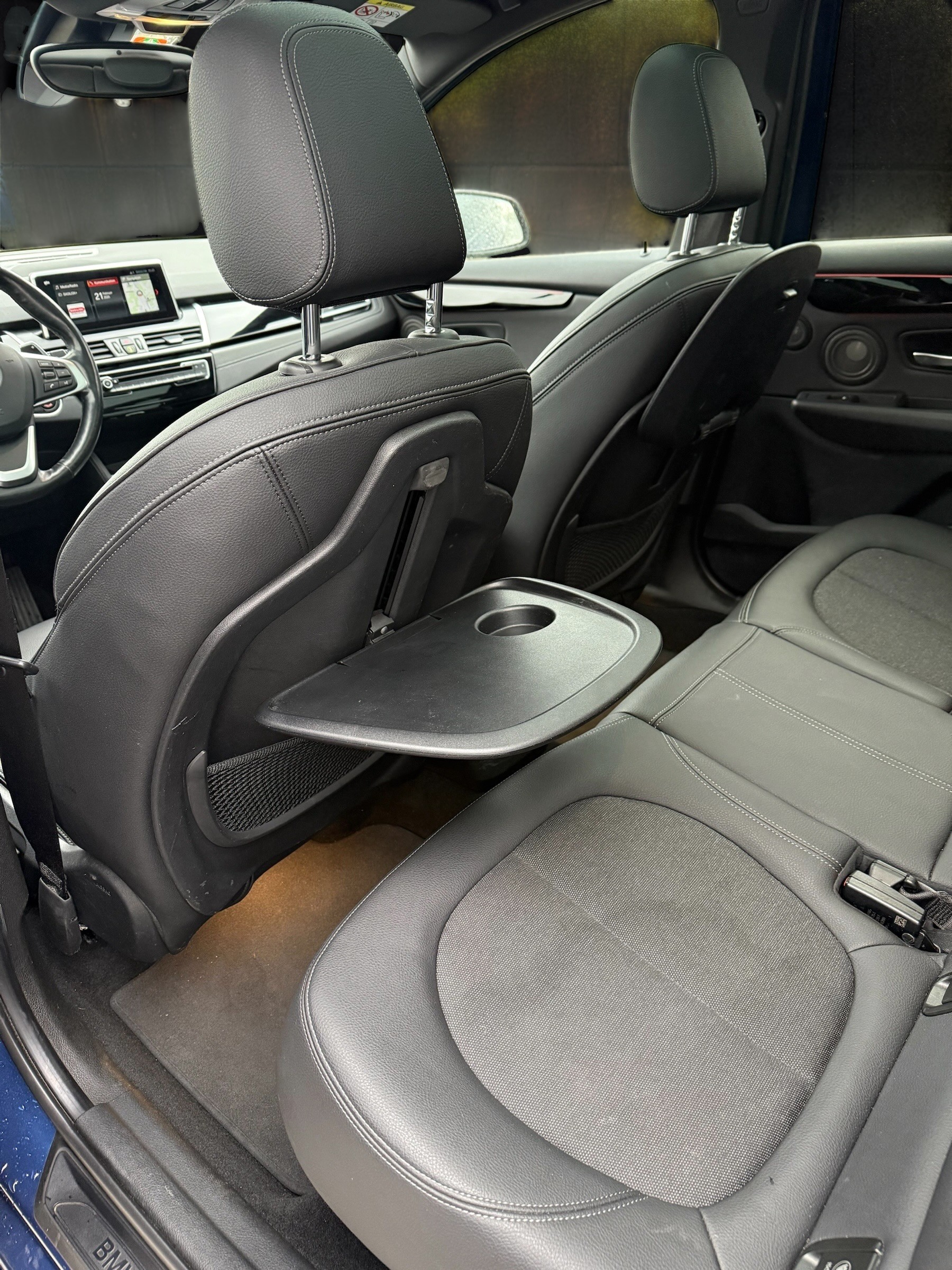 BMW 220i Gran Tourer Sport Line DKG-image-7