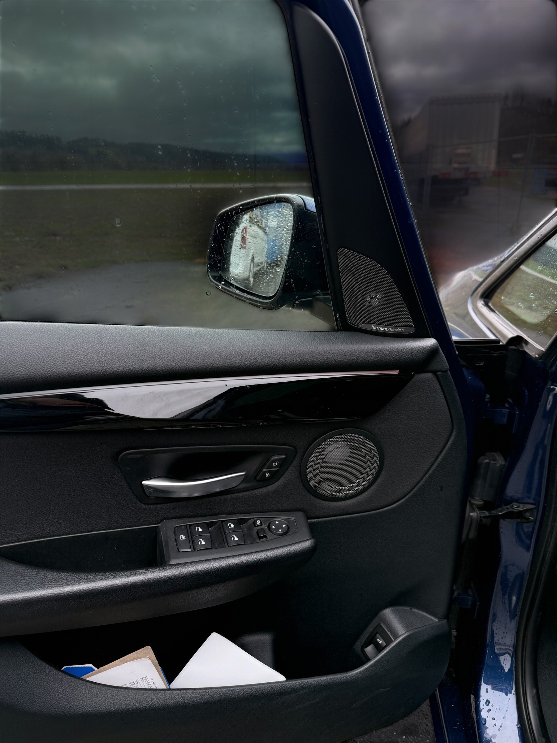 BMW 220i Gran Tourer Sport Line DKG-image-9