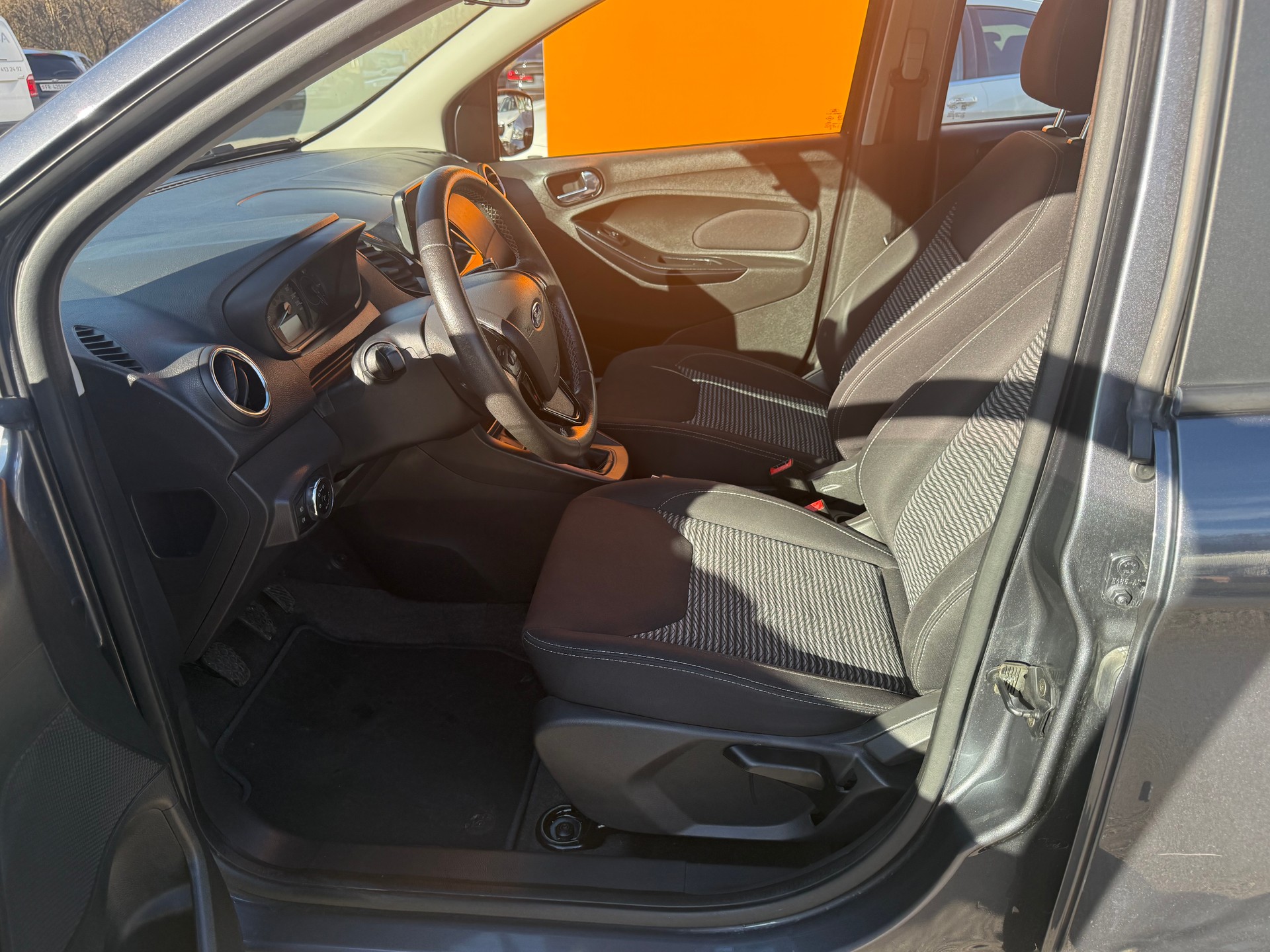 FORD KA+ 1.2 Ti-VCT Active-image-7
