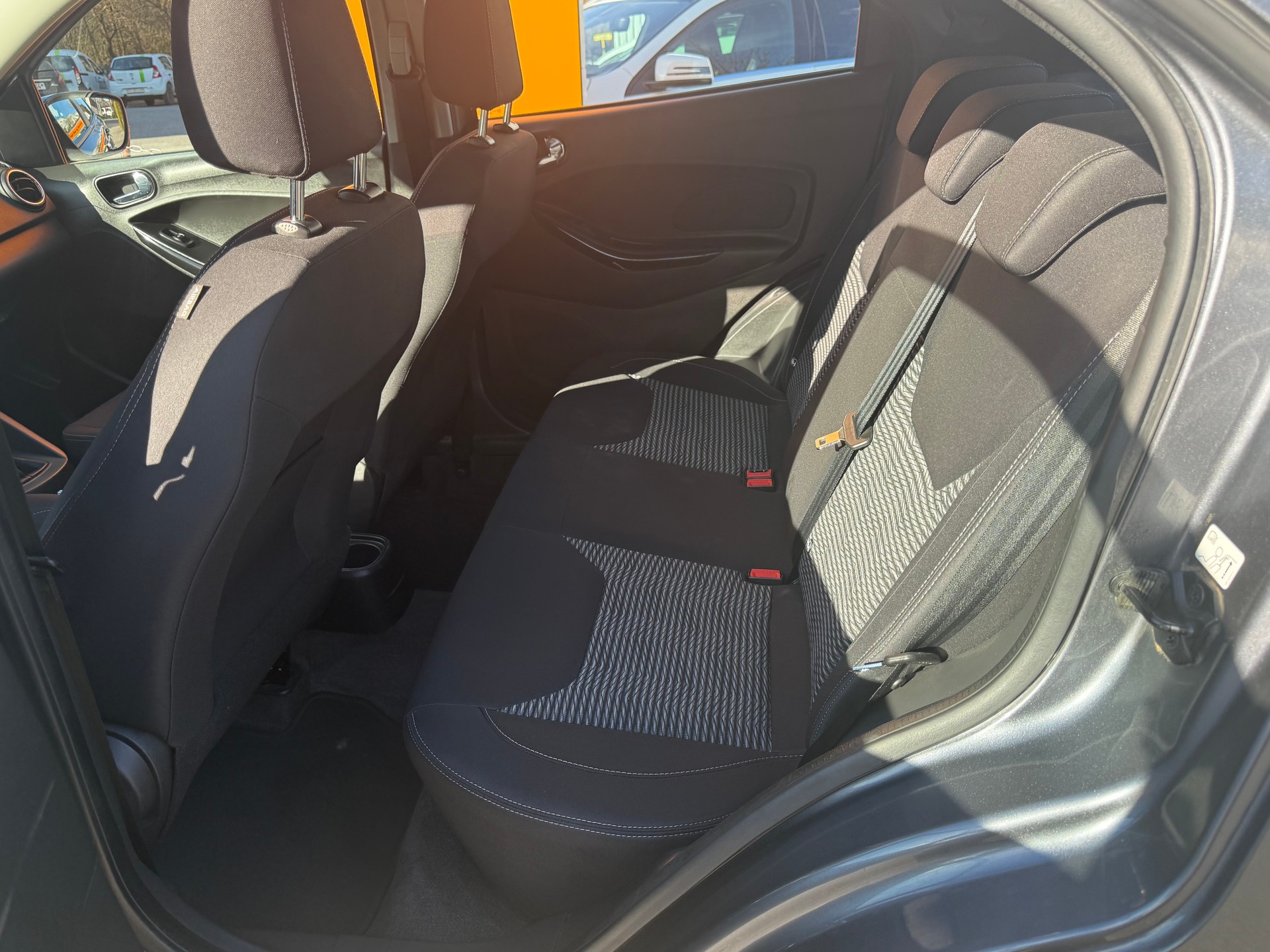 FORD KA+ 1.2 Ti-VCT Active-image-9