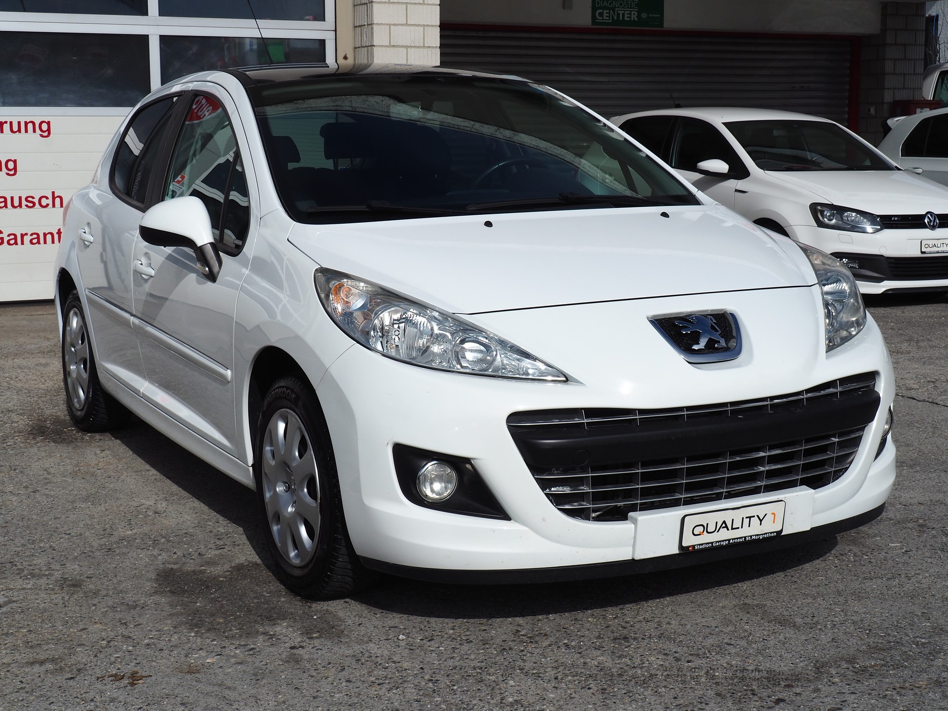 PEUGEOT 207 1.6 16V Allure Automatic-image-4