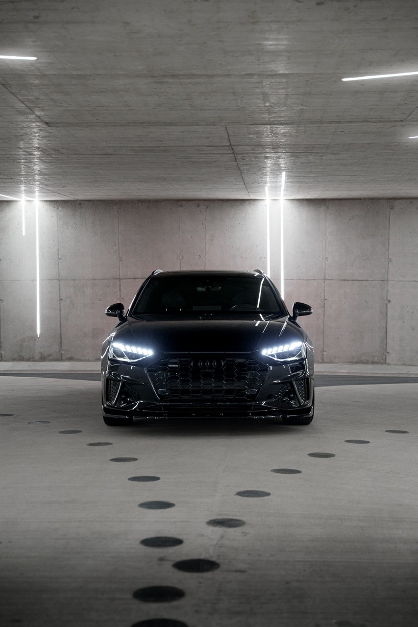 AUDI A4 Avant 45 TFSI S line S-tronic quattro-image-1