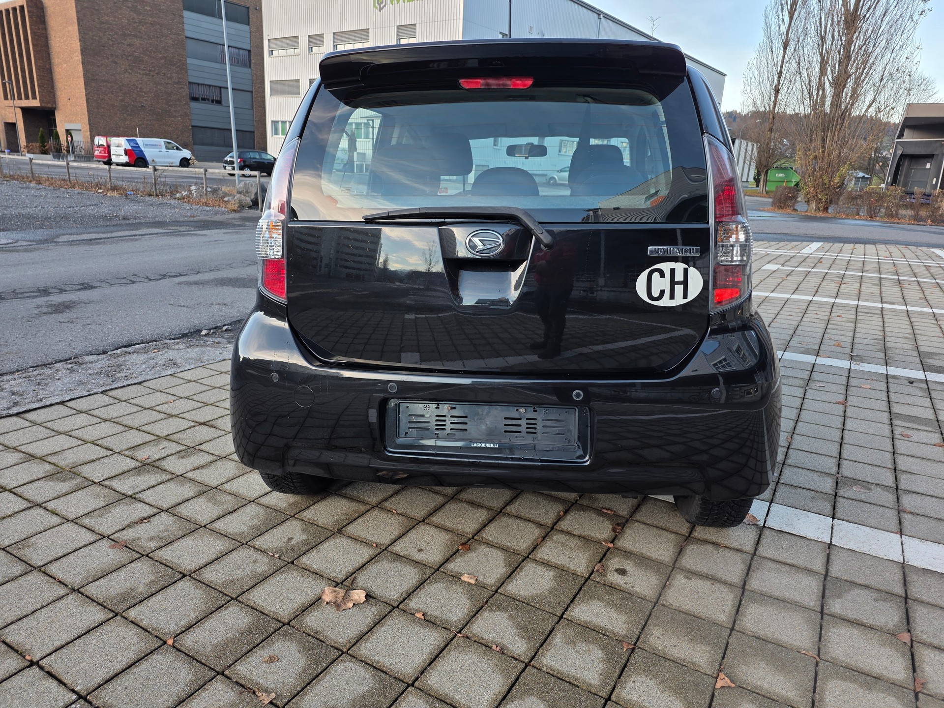 DAIHATSU Sirion 1.3 S eco-4WD Automatic-image-2
