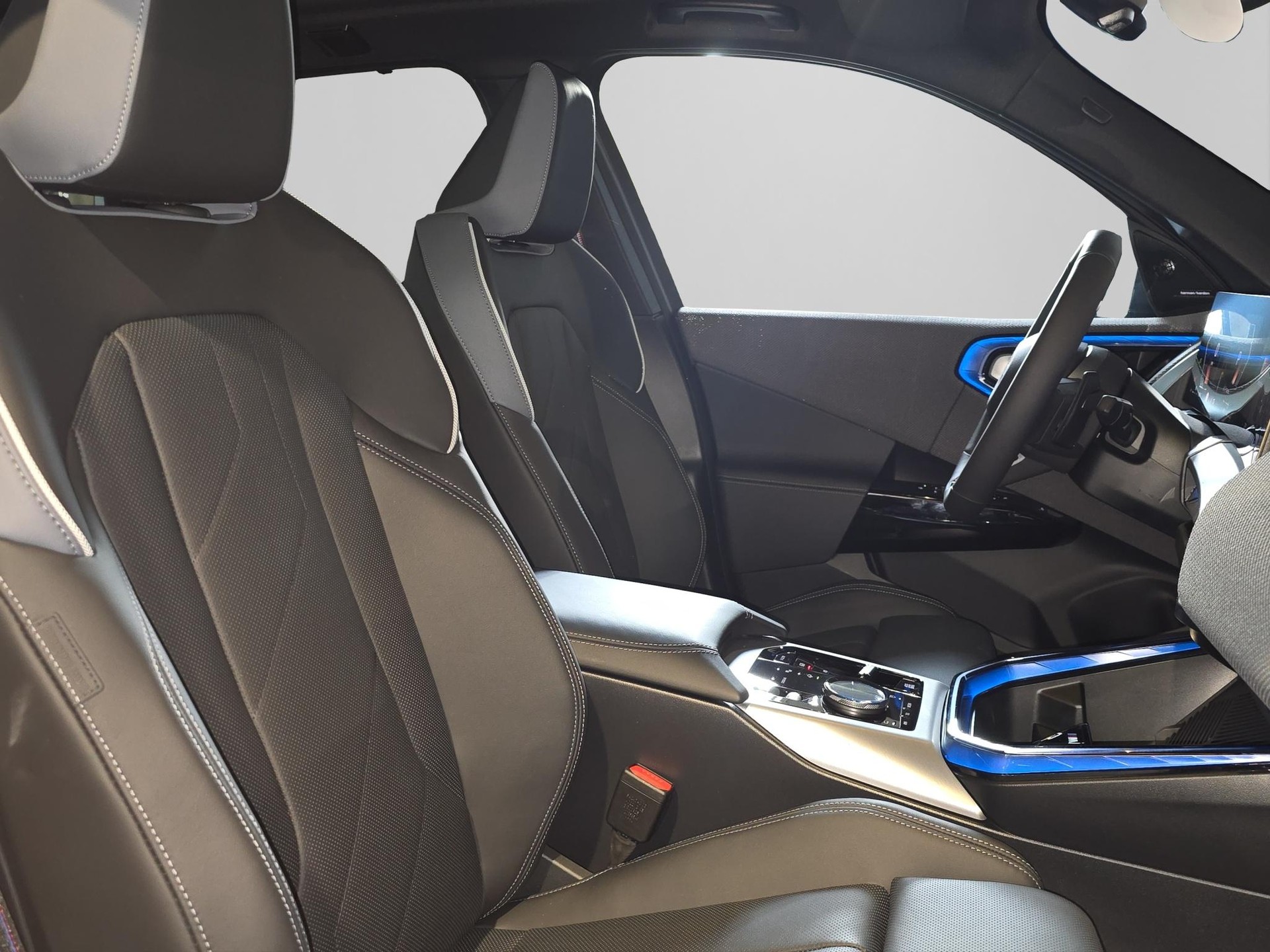 BMW X3 40d xDrive M Sport Pro '50 Years Edition'-image-17