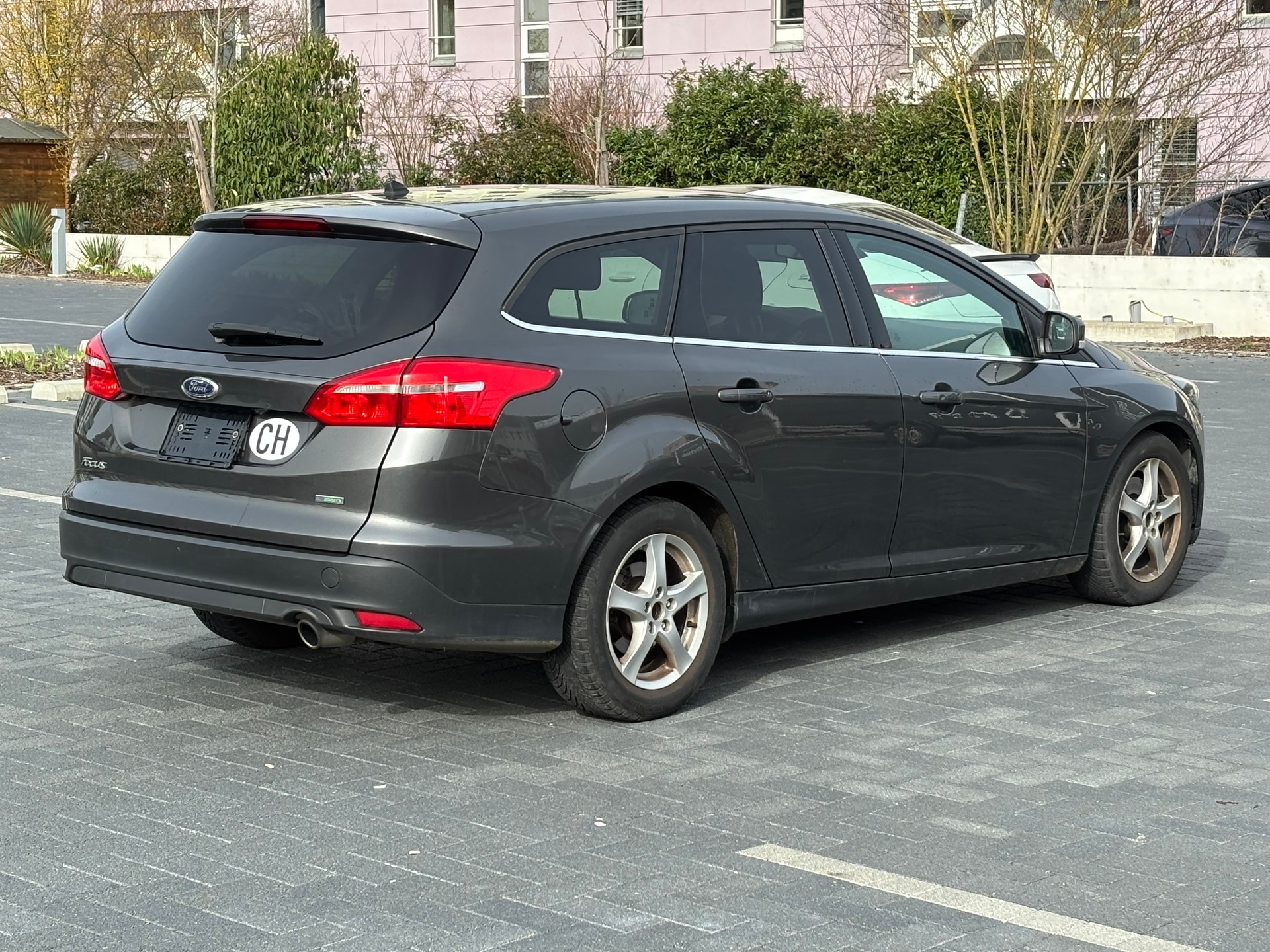 FORD Focus 1.5 SCTi Titanium X Automatic-image-4