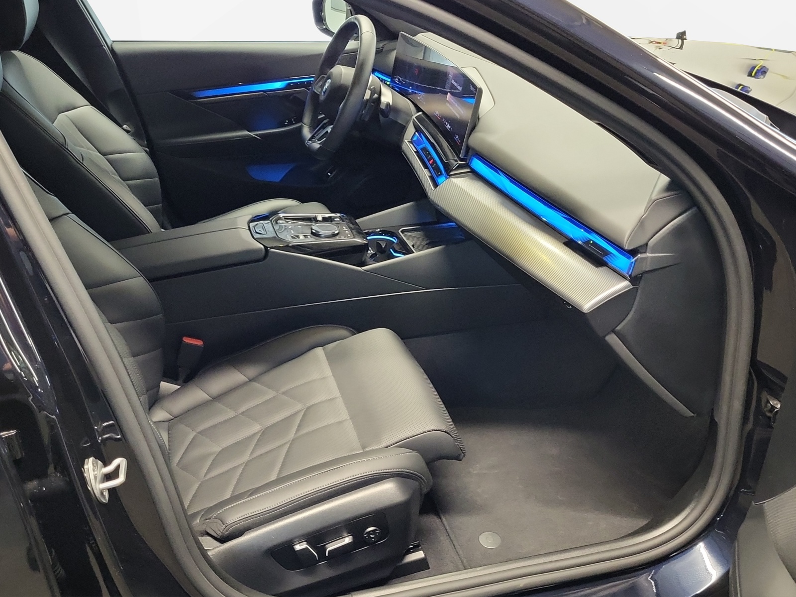 BMW 530e xDr Tour M Sport-image-10