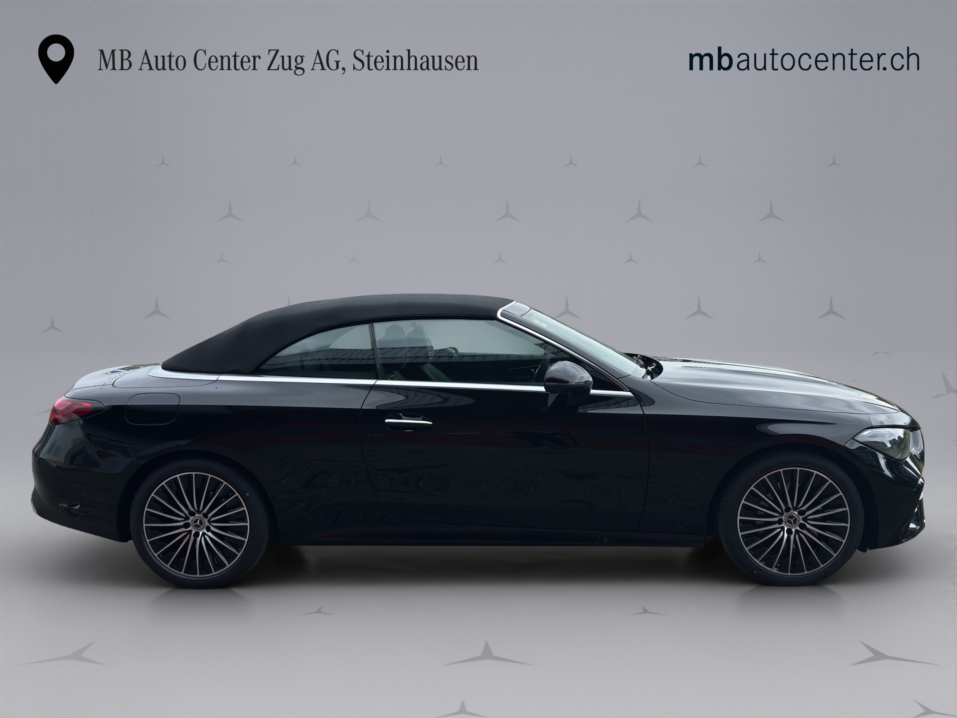 MERCEDES-BENZ CLE 200 AMG Line 4matic Cabriolet-image-17