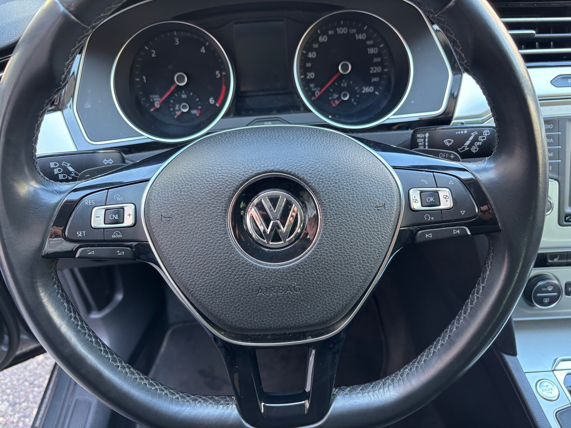 VW Passat Variant 2.0 TDI BMT Comfortline DSG-image-6